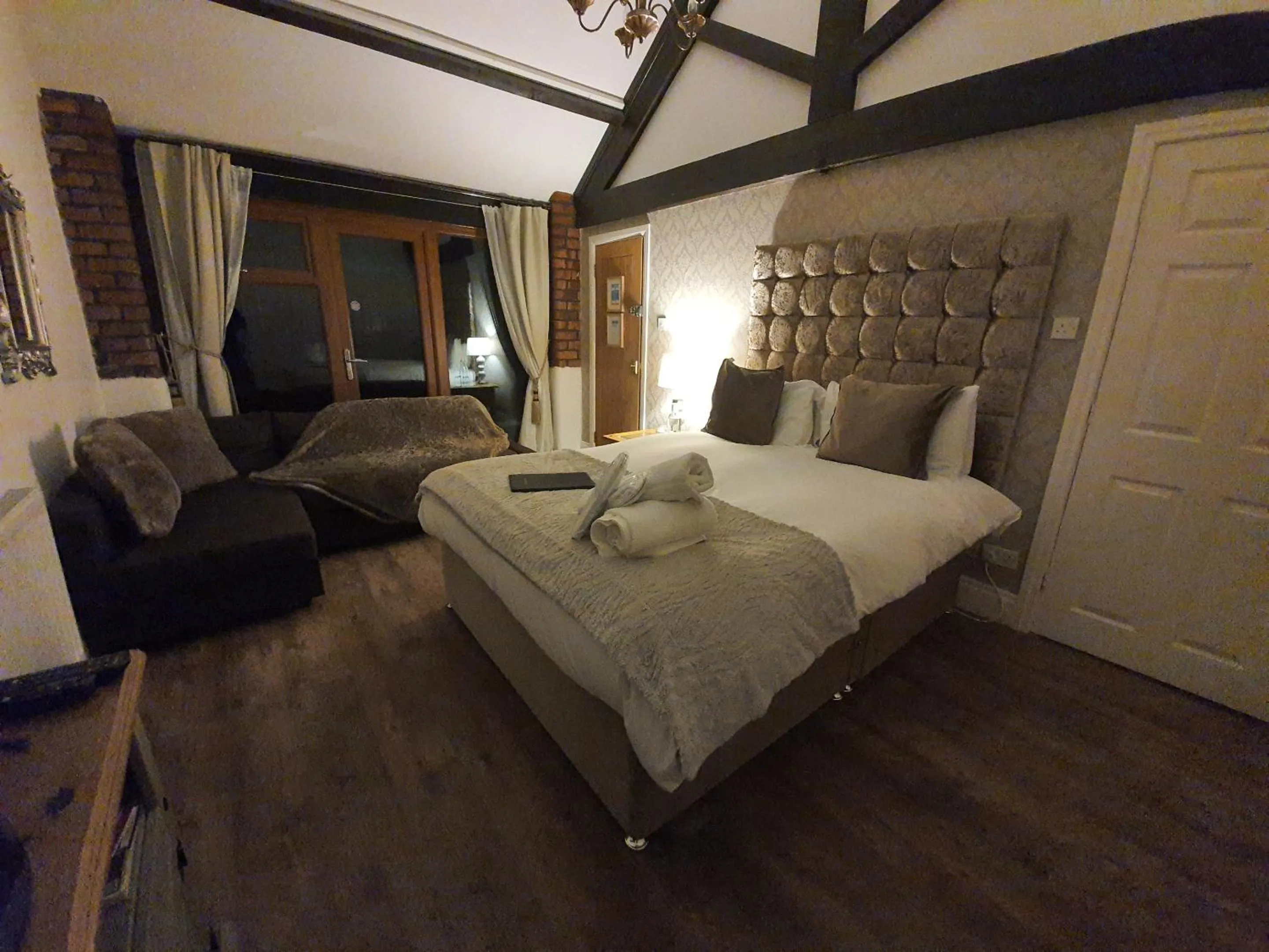 Superior Twin Room in Thorpe Thewles Lodge