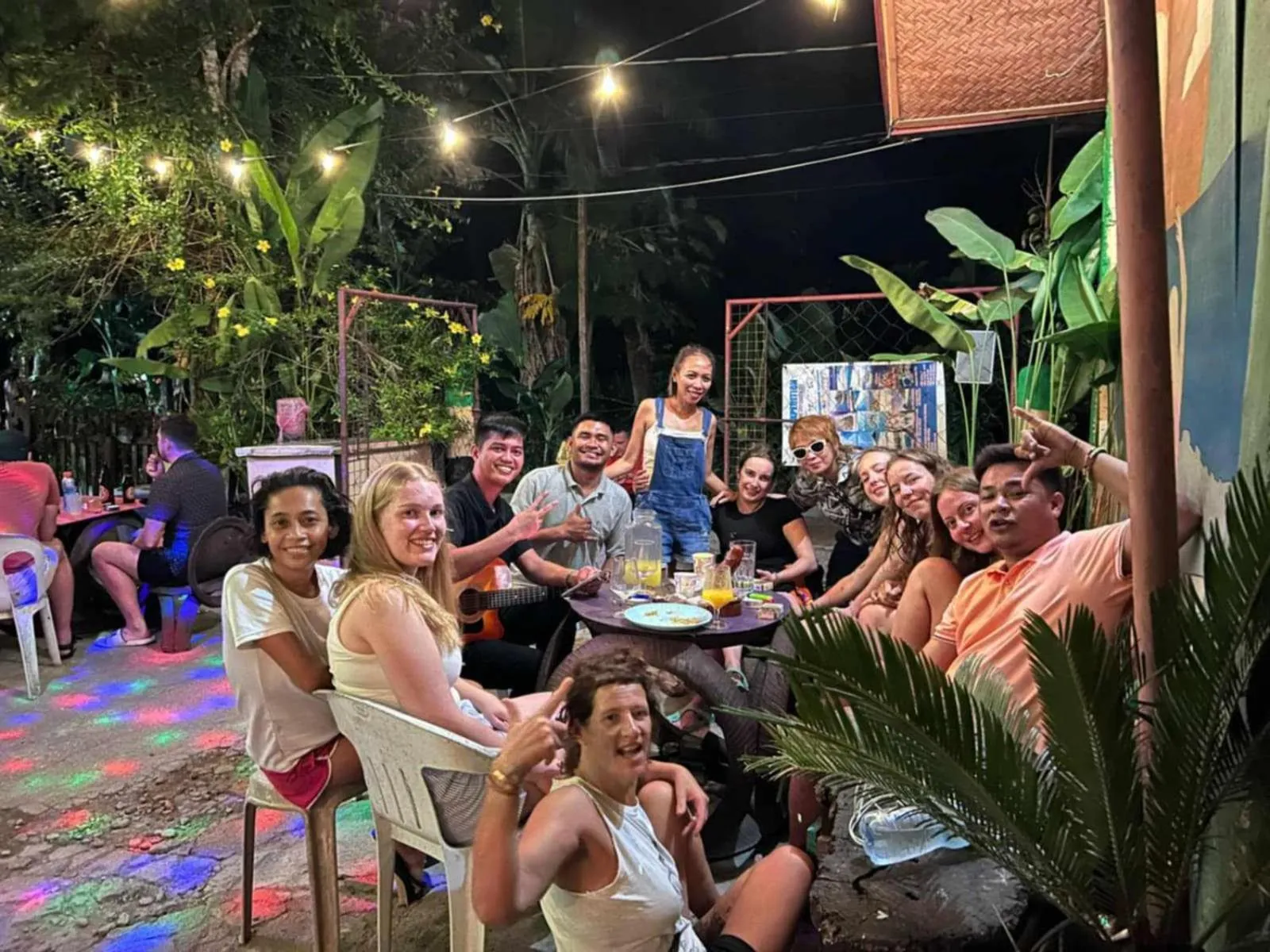 Restaurant/places to eat in Sun Valley Hostel