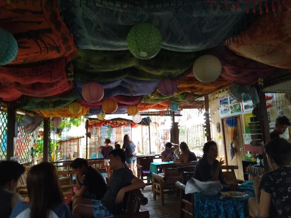 Restaurant/places to eat in Sun Valley Hostel