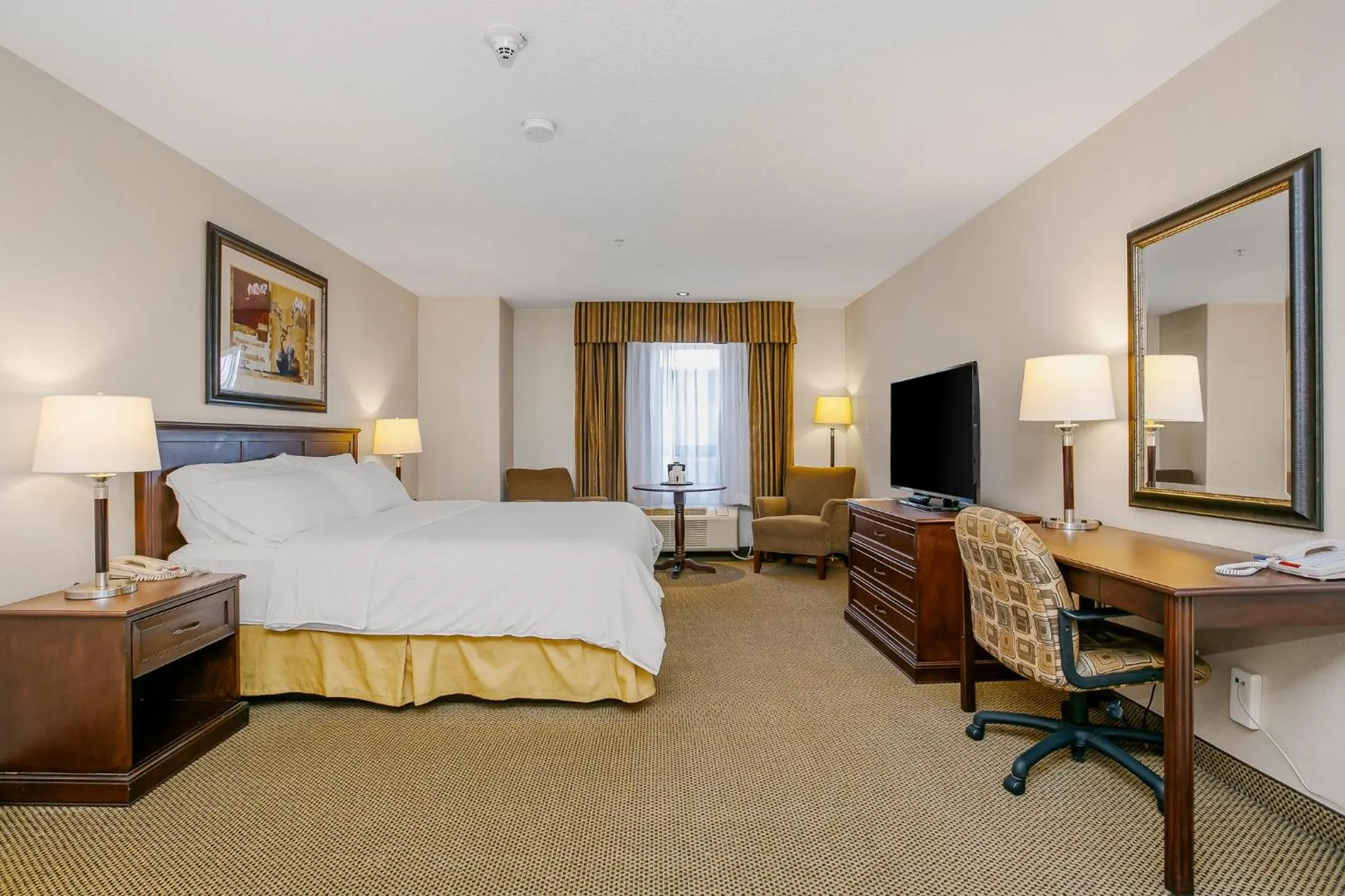 Photo of the whole room, Bed in Holiday Inn Express Hotel & Suites - Slave Lake by IHG