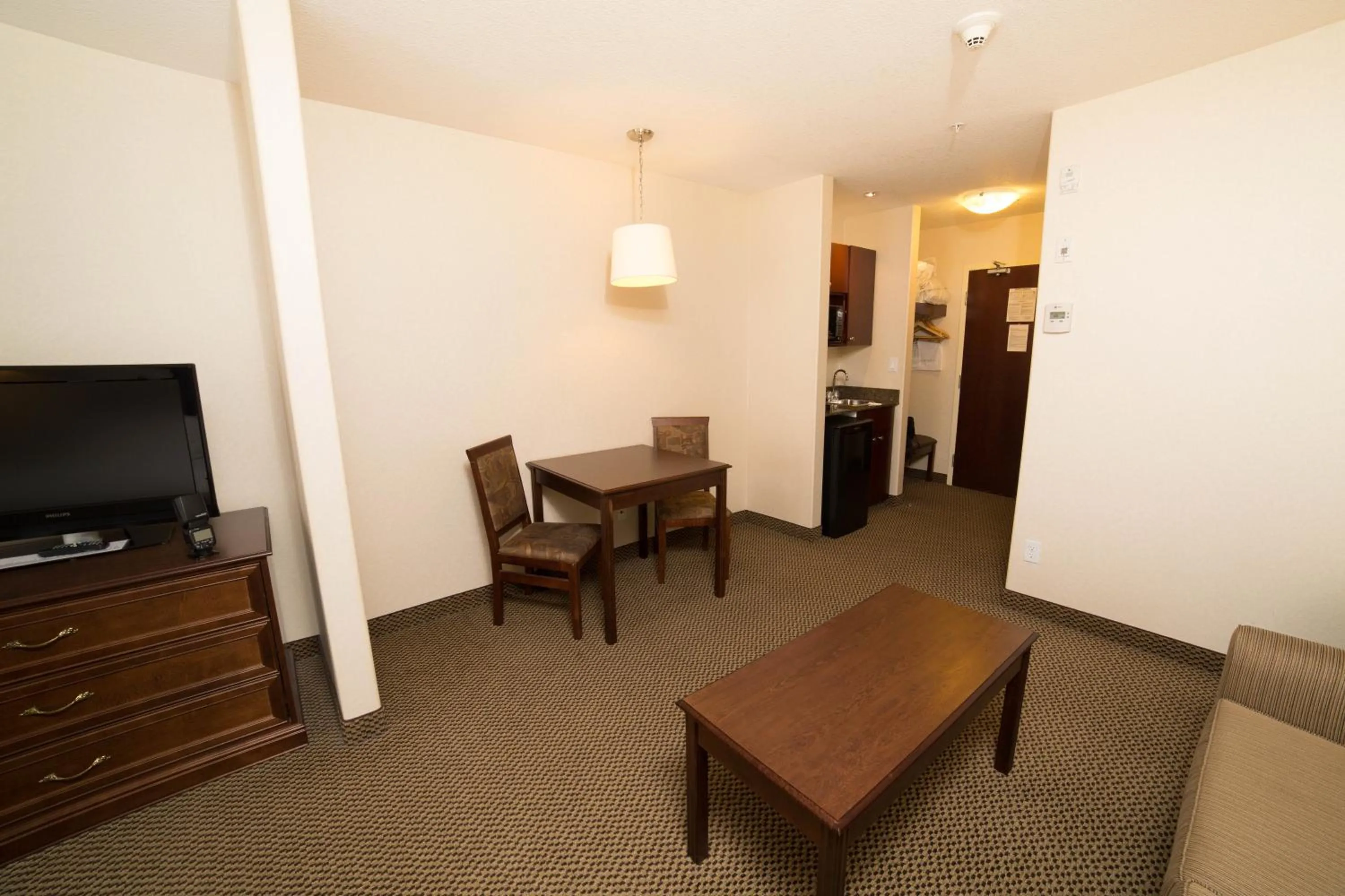 Photo of the whole room in Holiday Inn Express Hotel & Suites - Slave Lake by IHG