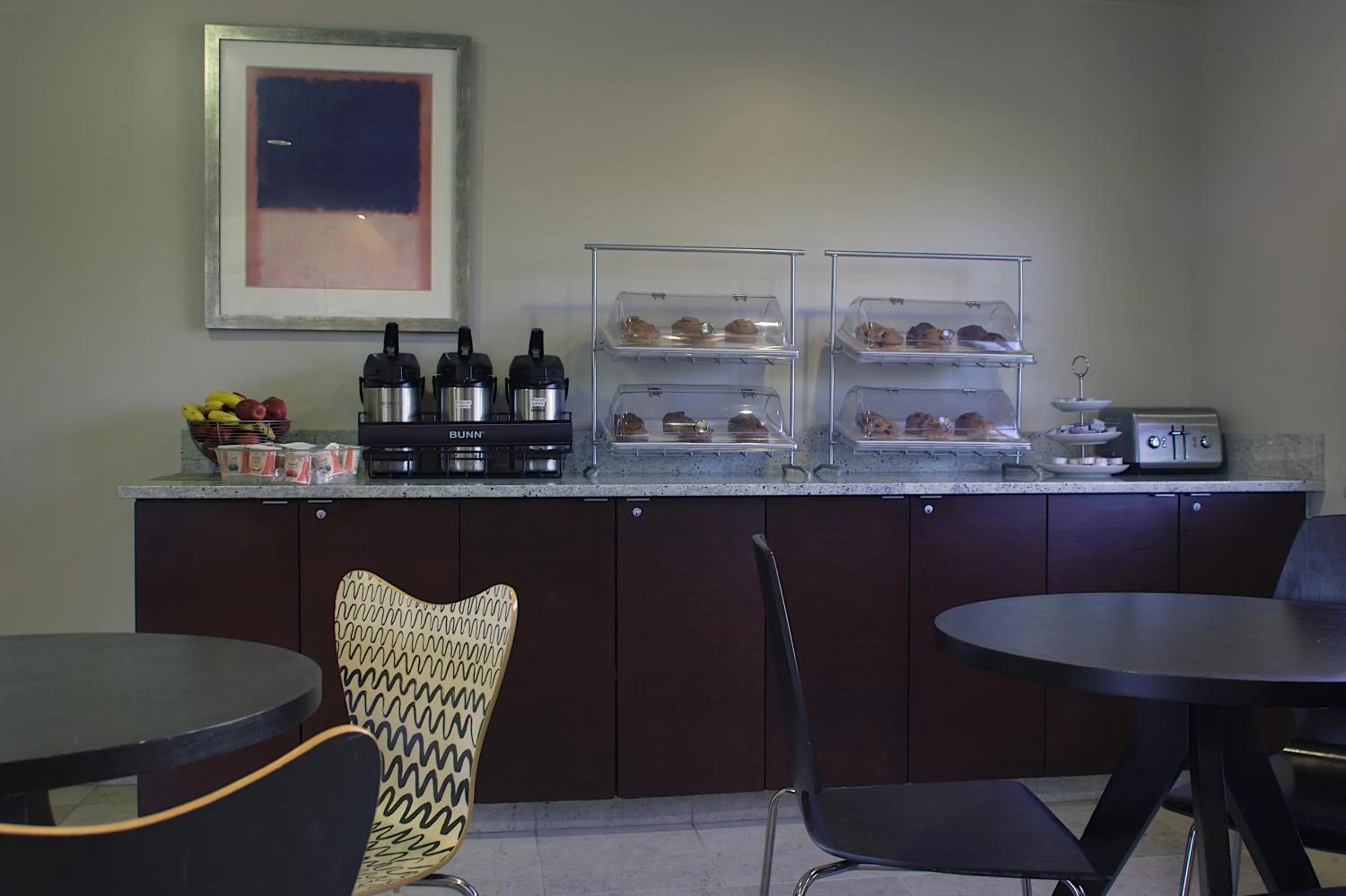 Aladdin Inn and Suites