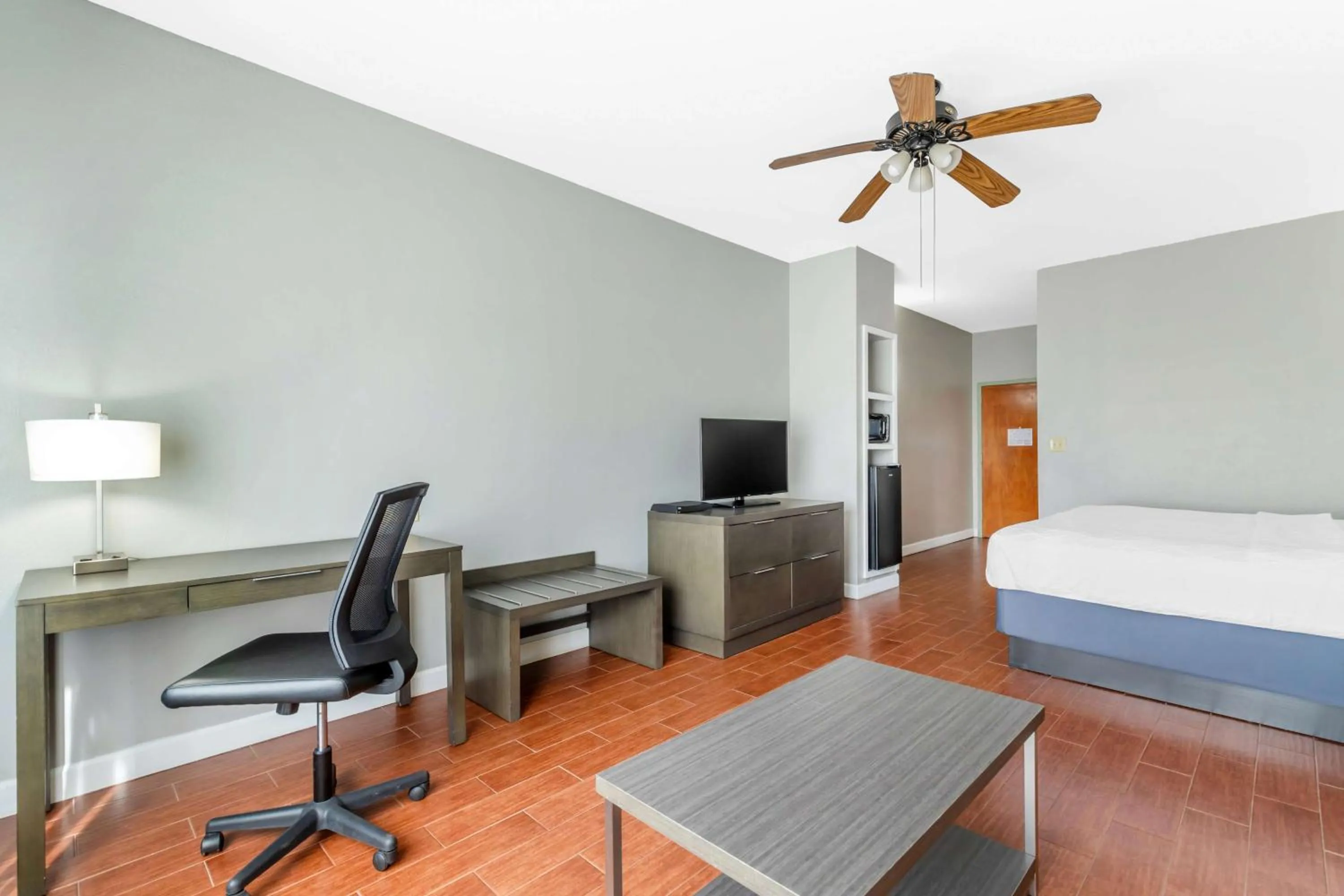 Bedroom, Bed in Best Western Port Lavaca Inn
