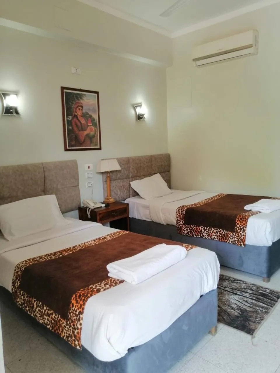 Bed in Rezeiky Hotel & Camp