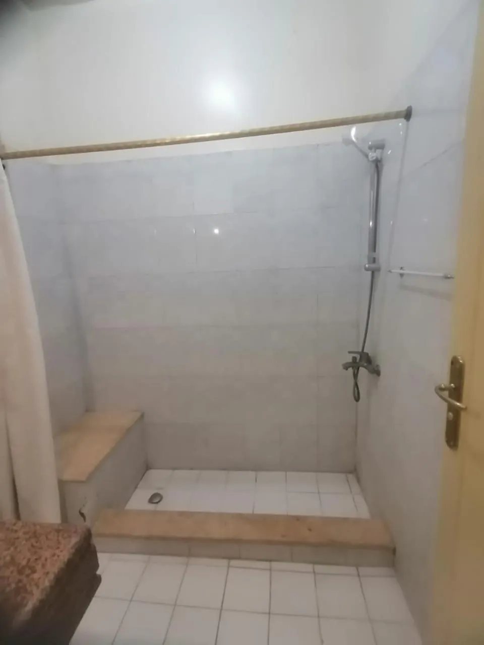 Rezeiky Hotel & Camp