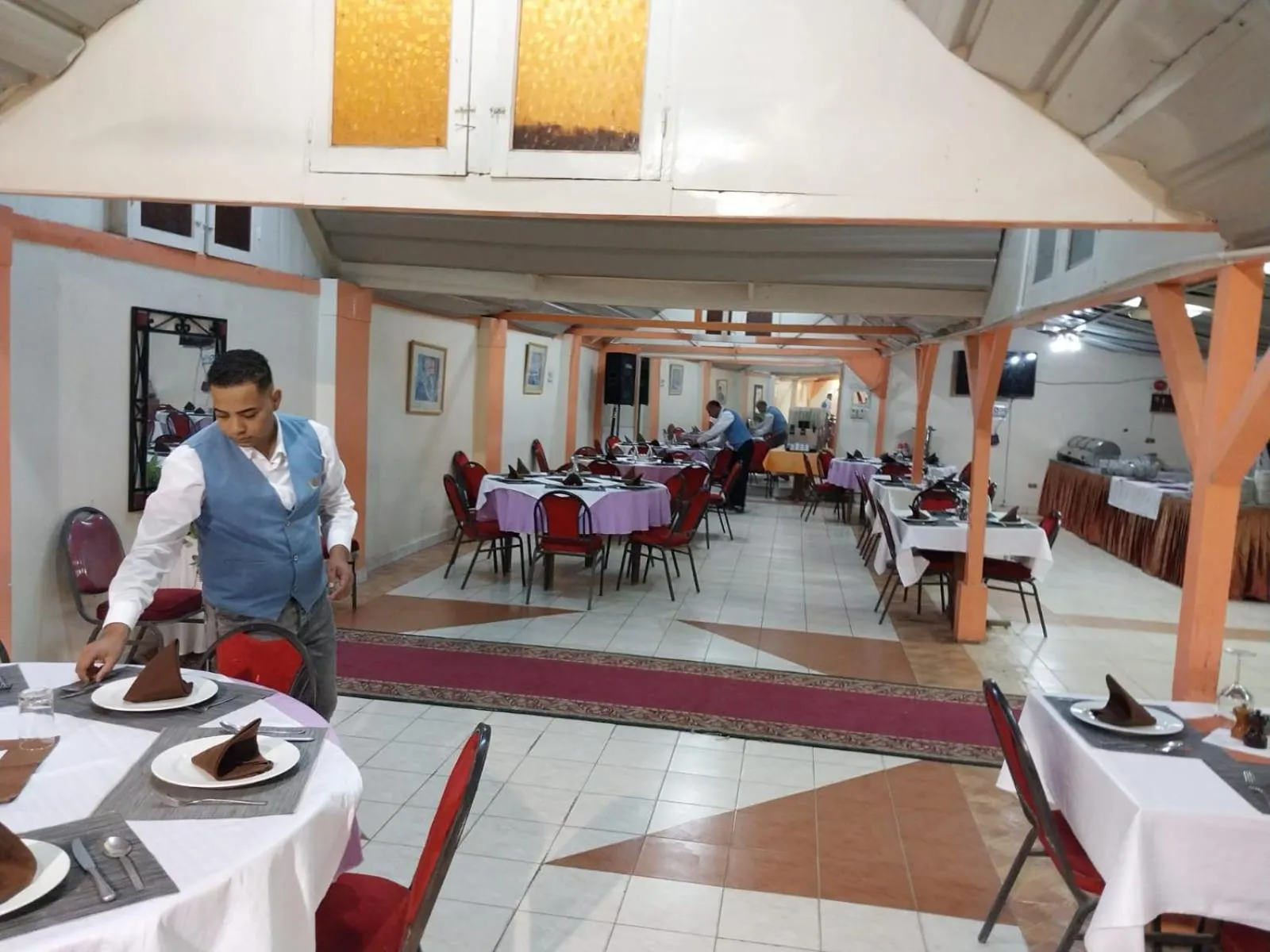 Rezeiky Hotel & Camp