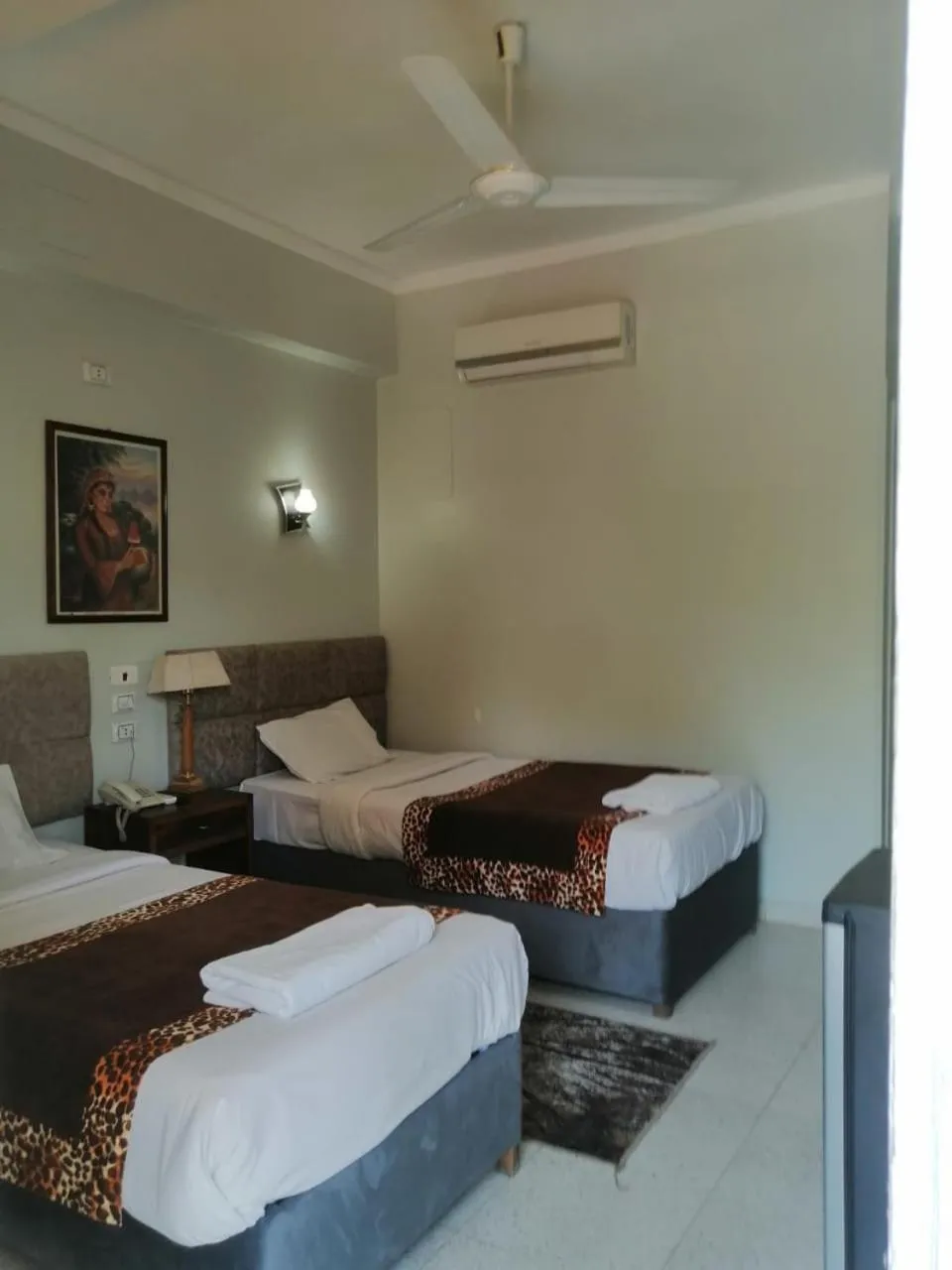 Bed in Rezeiky Hotel & Camp