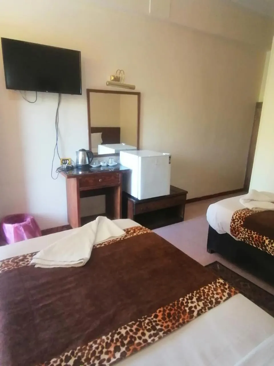 Bed in Rezeiky Hotel & Camp