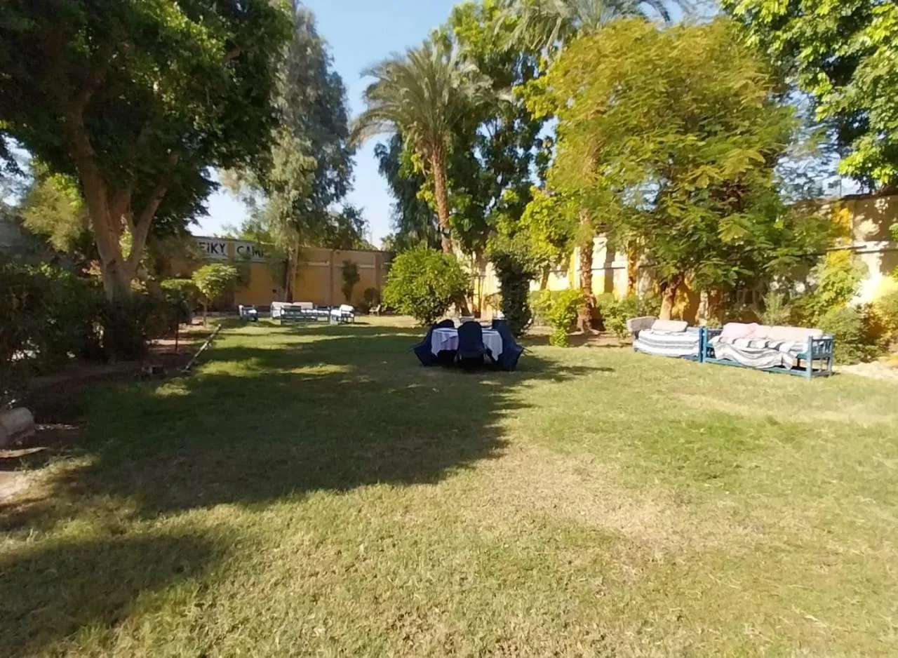 Rezeiky Hotel & Camp