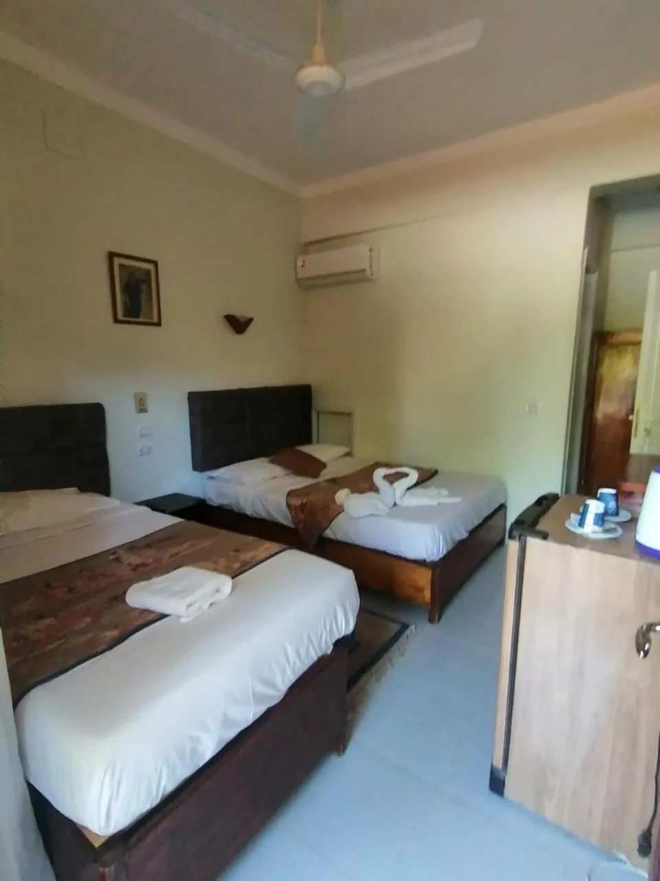 Bed in Rezeiky Hotel & Camp