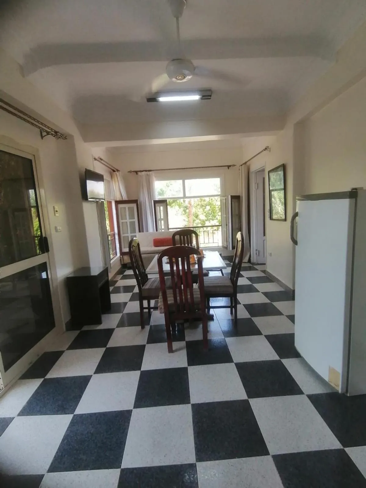 Rezeiky Hotel & Camp