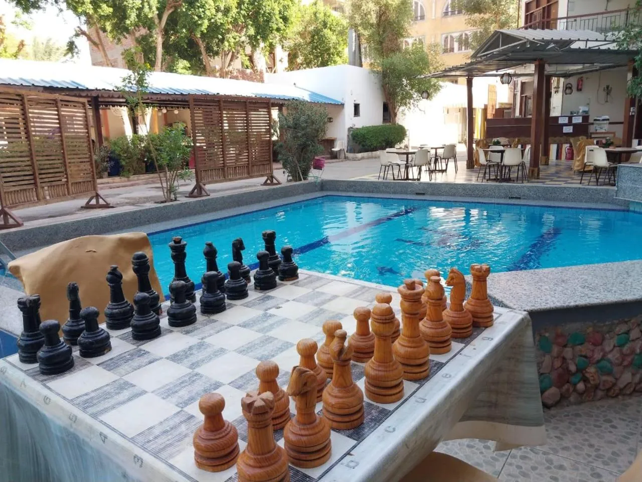 Rezeiky Hotel & Camp