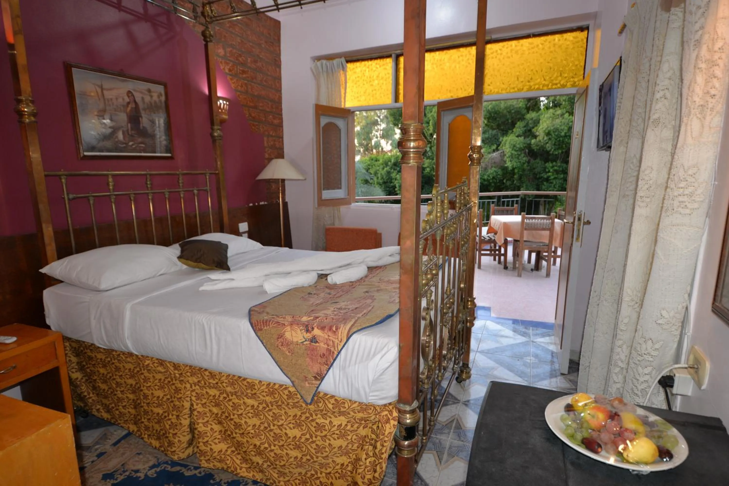 Bed in Rezeiky Hotel & Camp