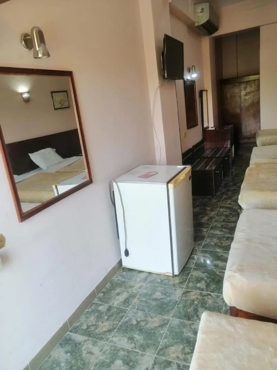 Rezeiky Hotel & Camp