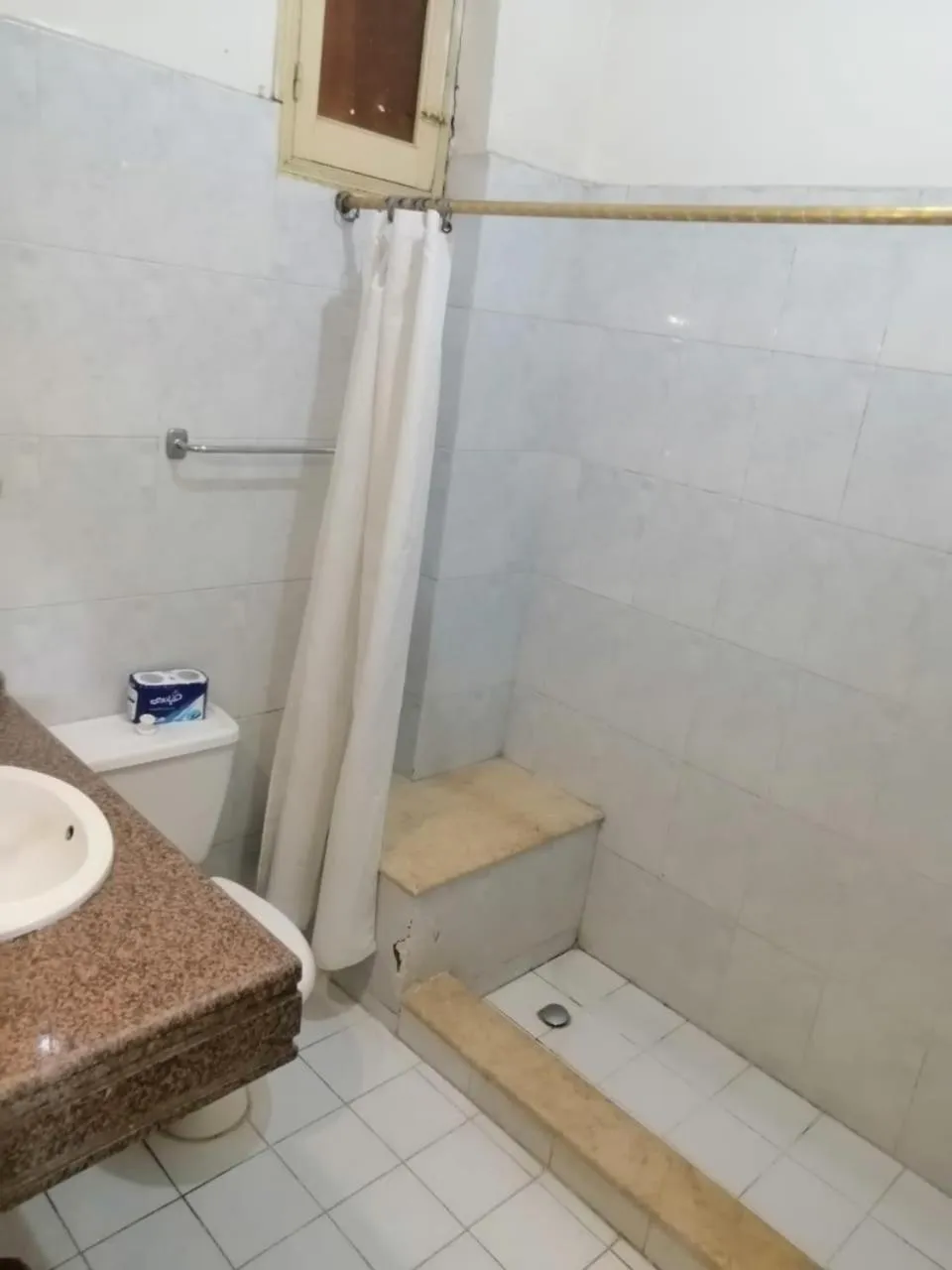 Rezeiky Hotel & Camp