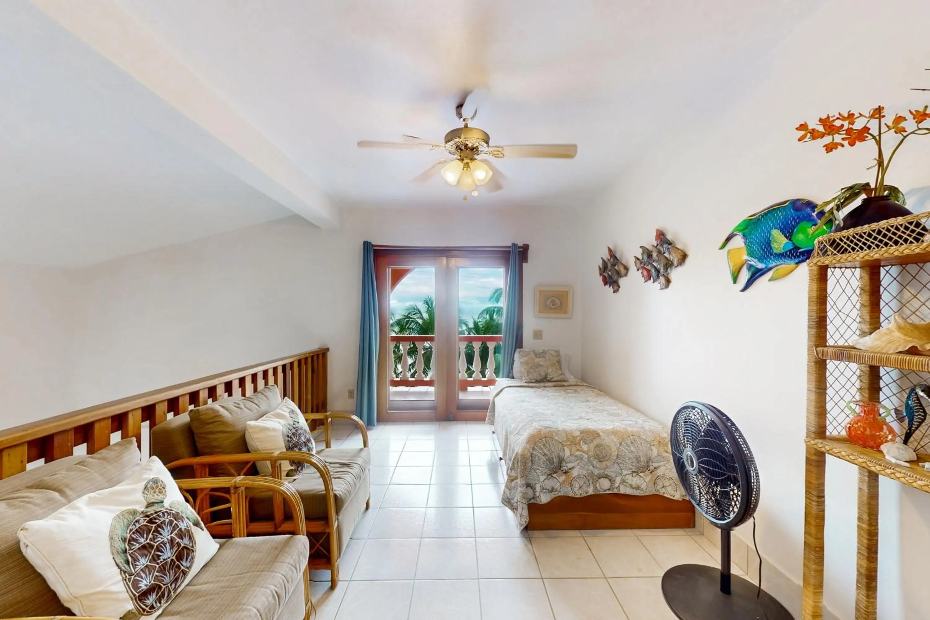 Bed in Palm @ Caribe Island