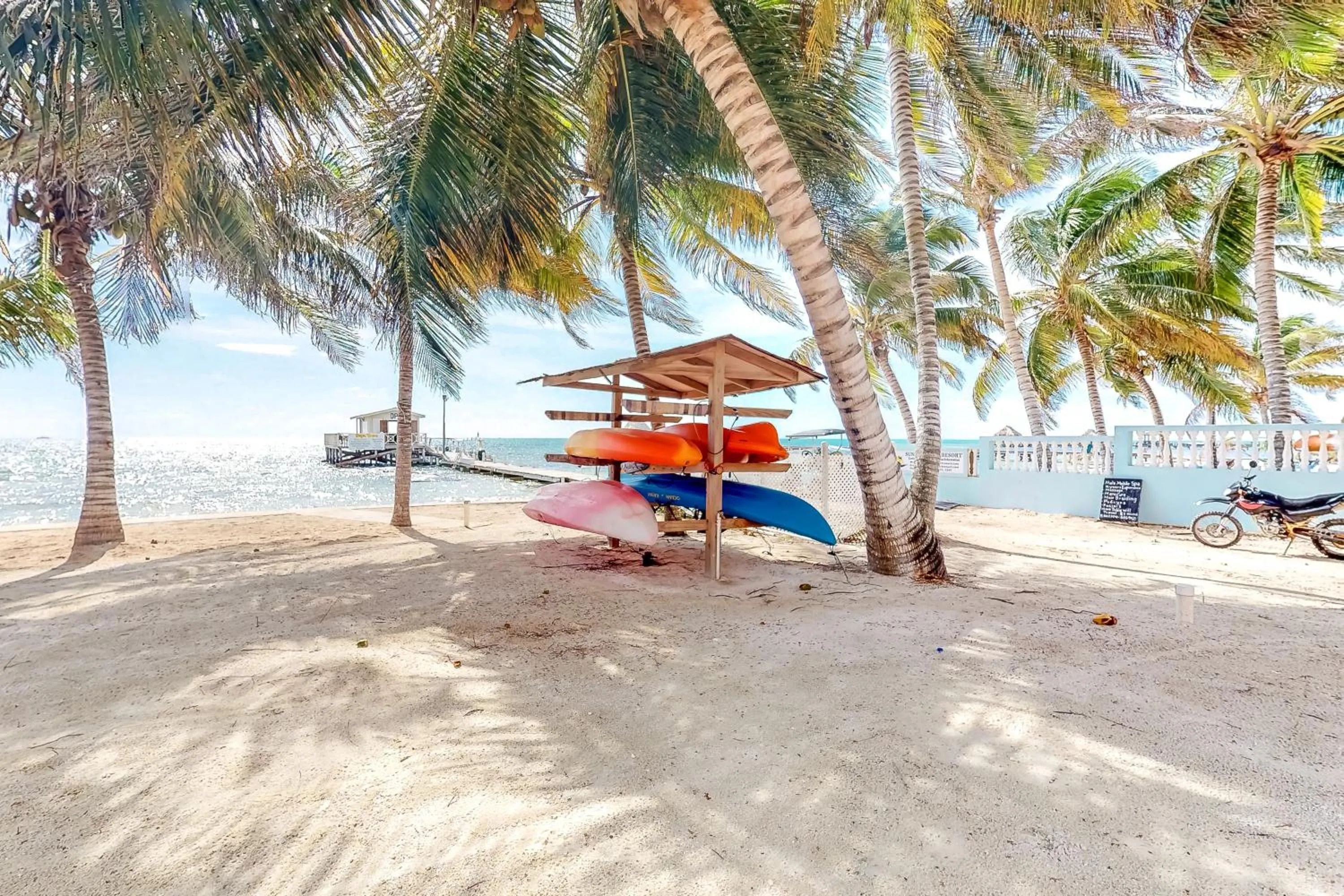 Palm @ Caribe Island