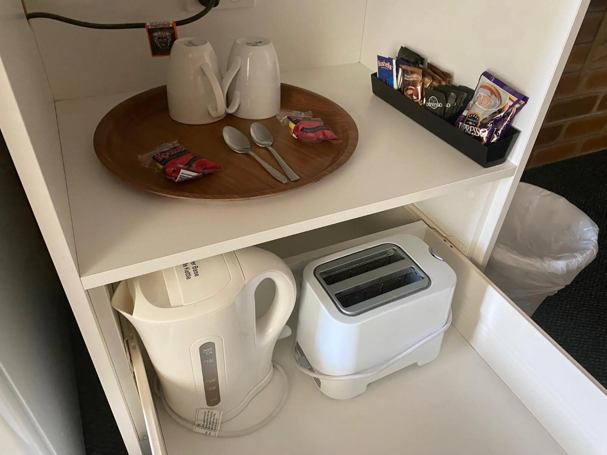 Coffee/tea facilities in Buckaroo Motor Inn
