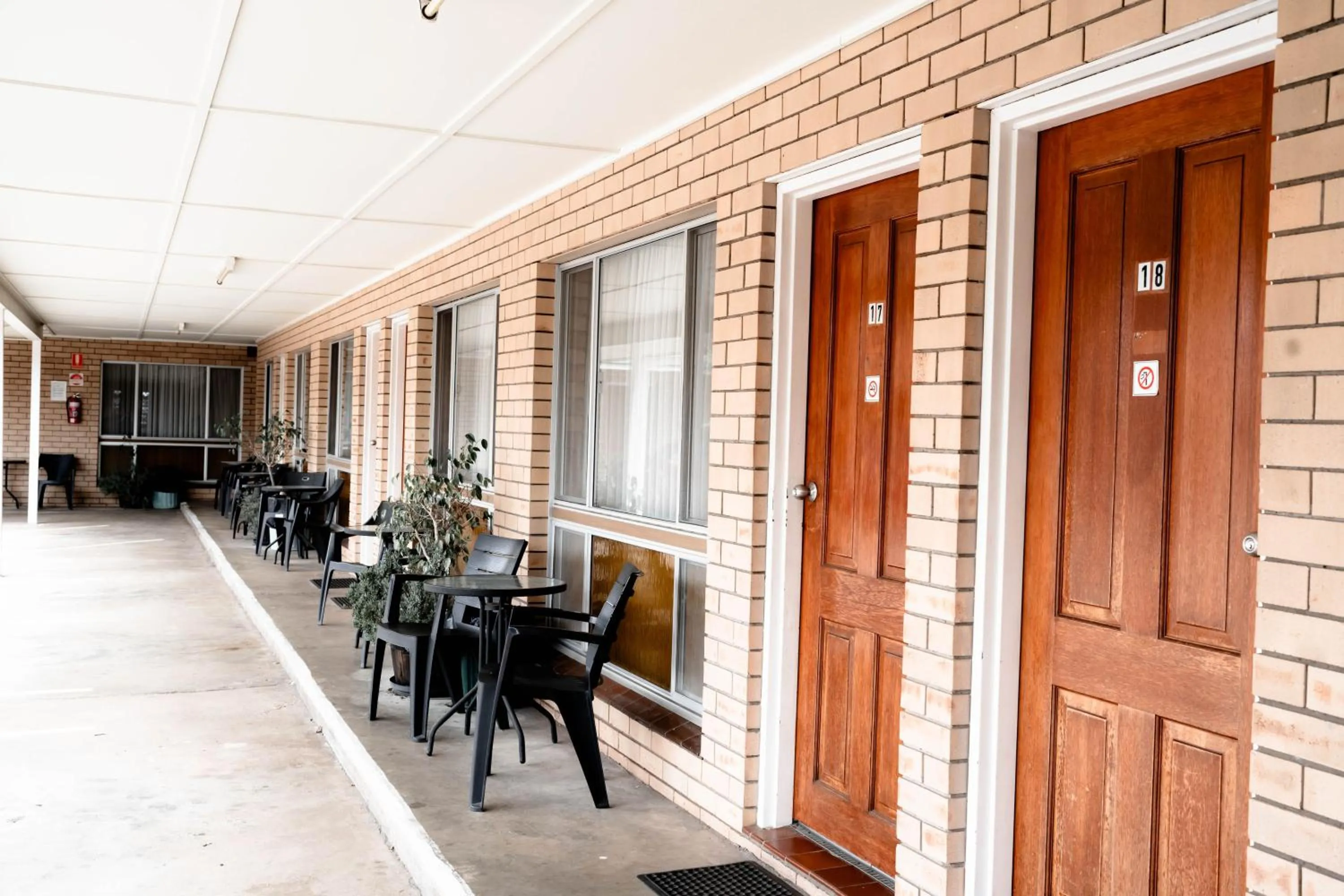 Property building in Buckaroo Motor Inn