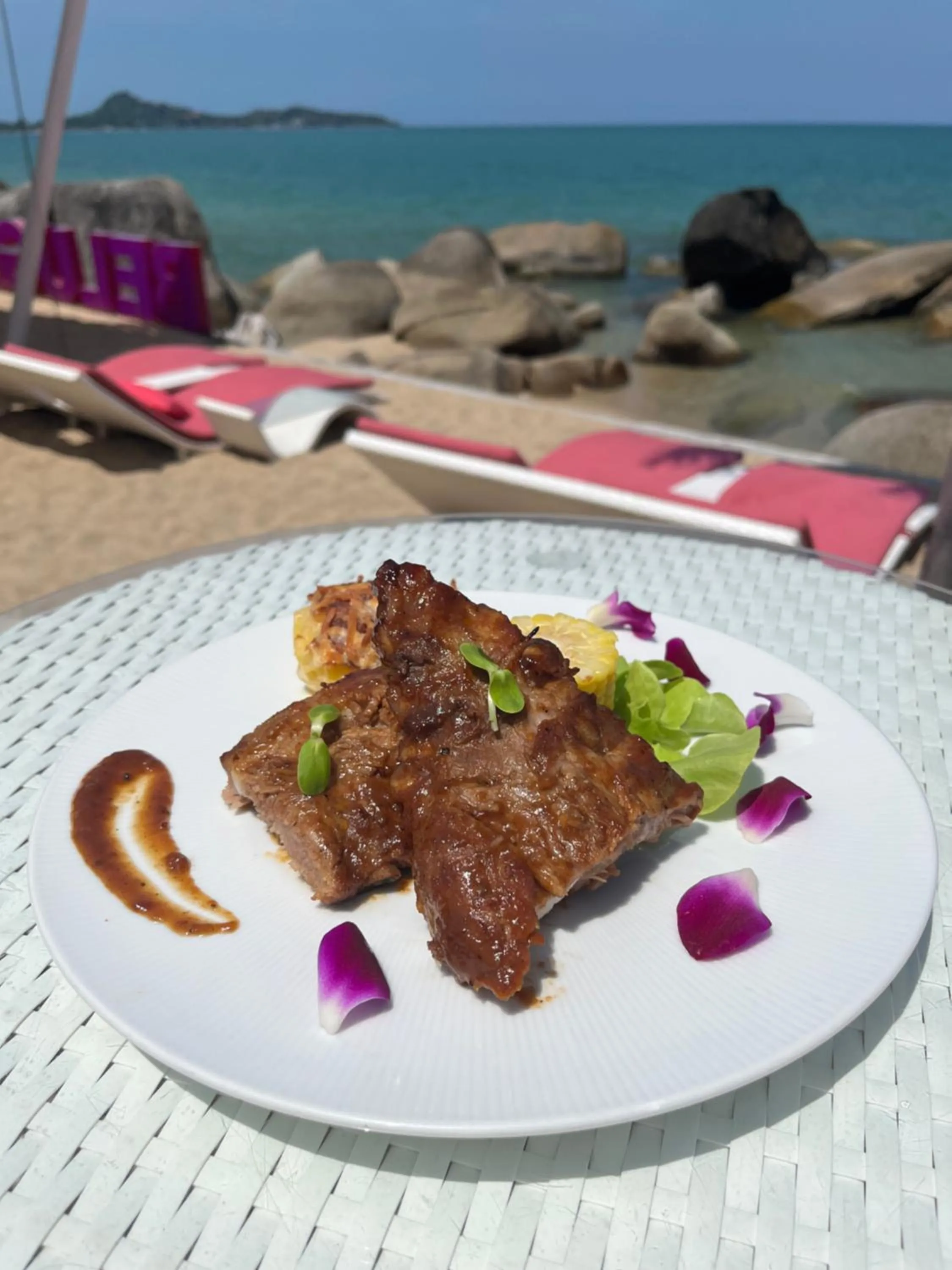 Restaurant/places to eat in Beluga Boutique Hotel