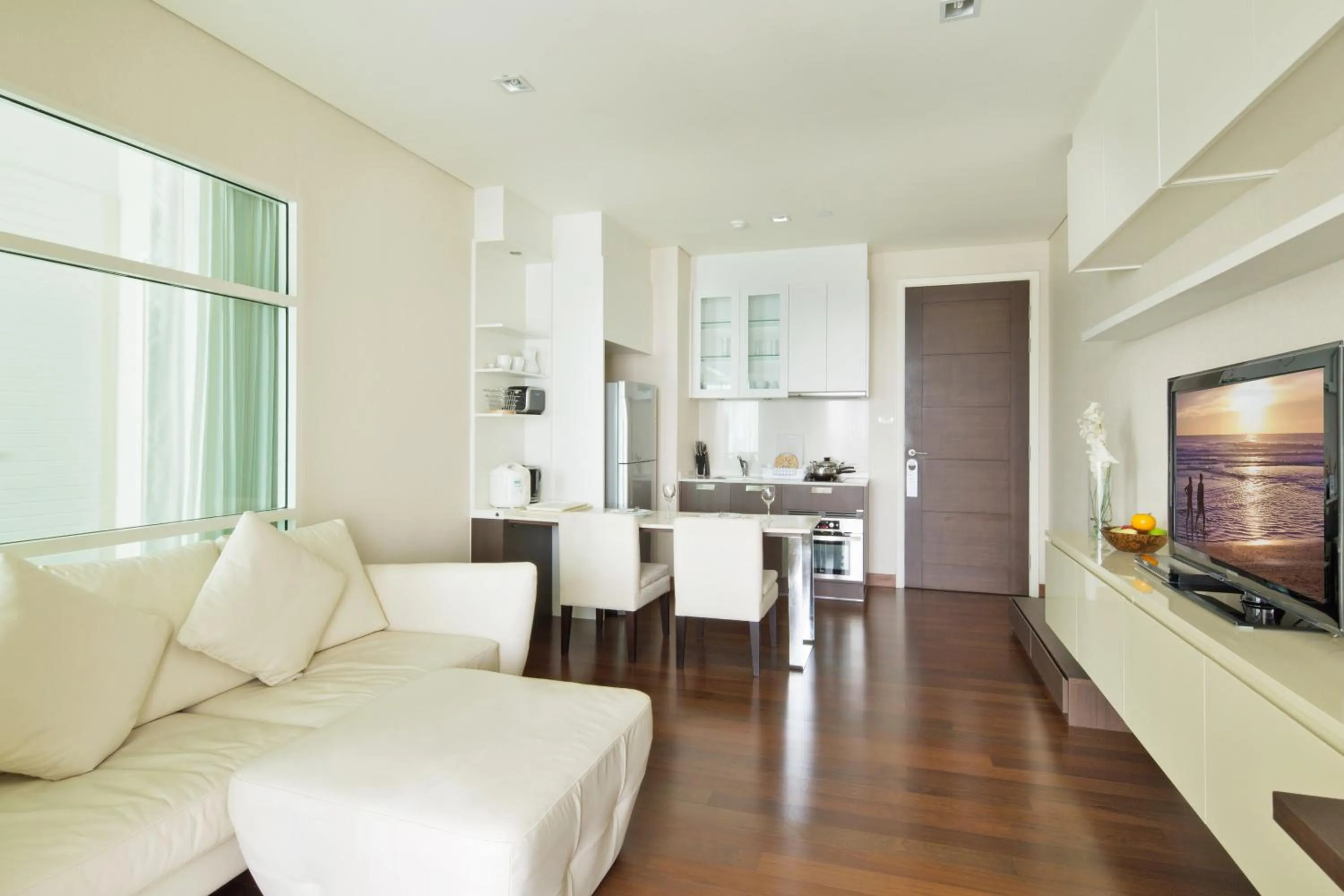 Kitchen or kitchenette in Ivy Thonglor 55