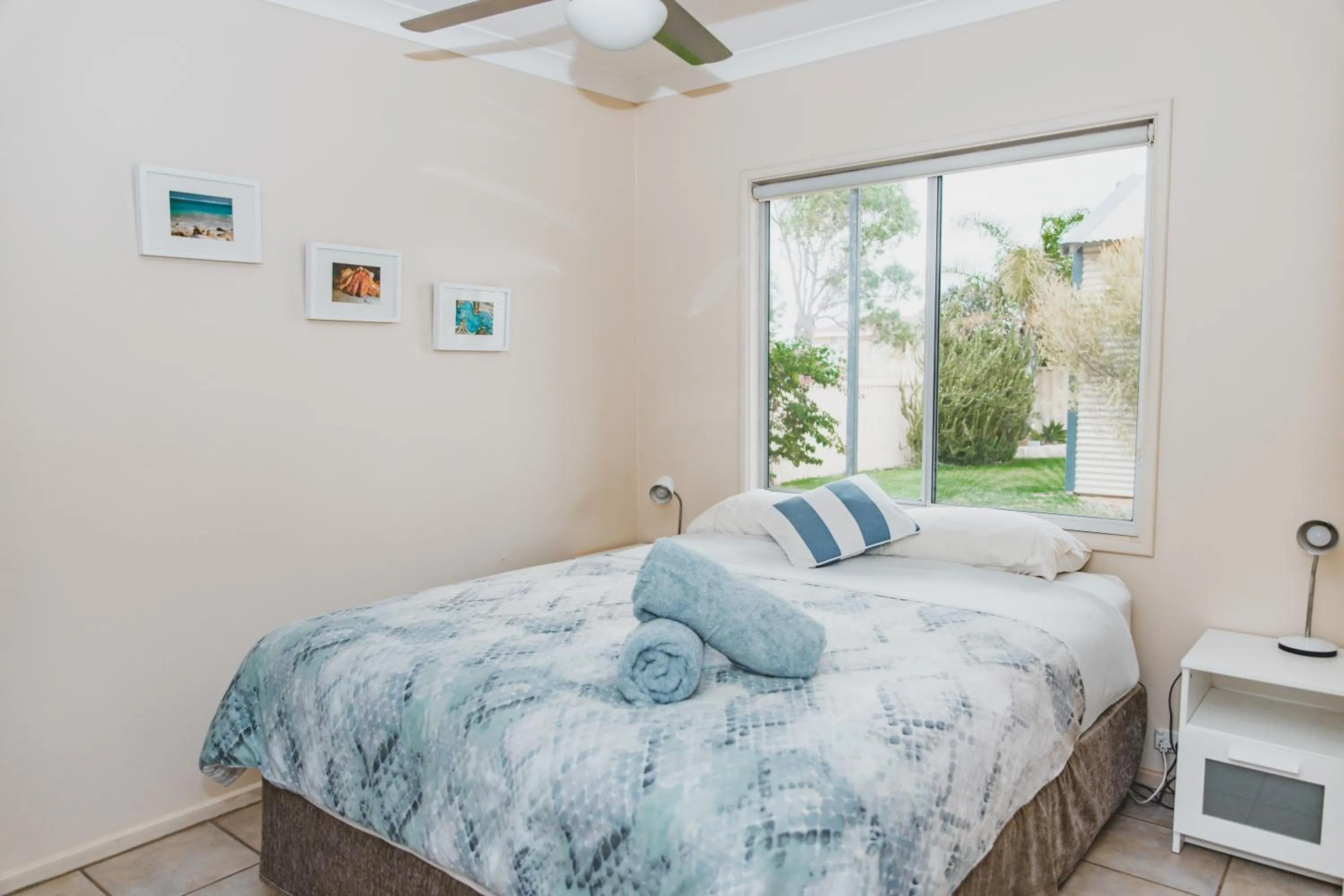 Bed in Dongara Hotel Motel