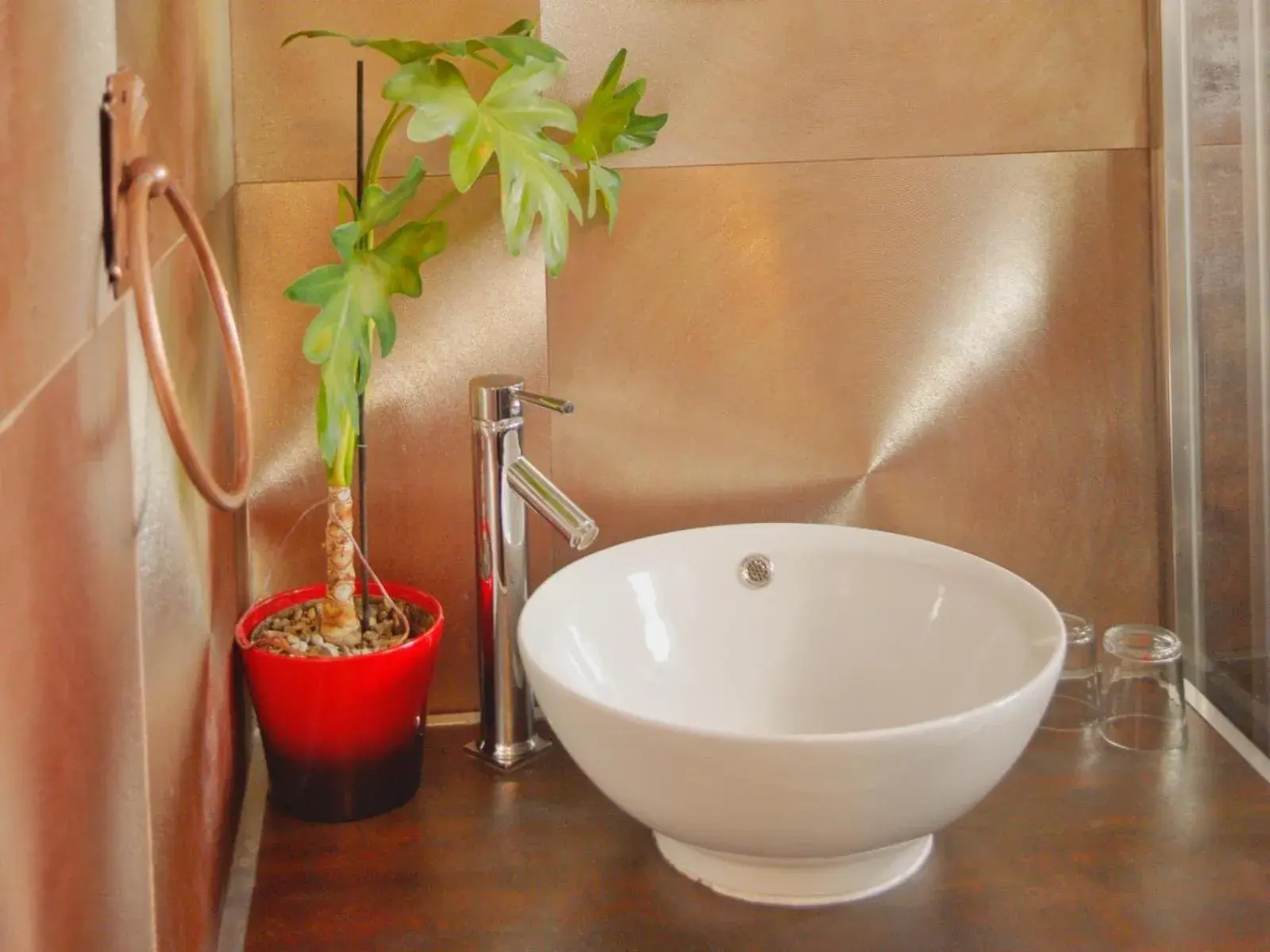 Standard King Room in On The Estuary Standard King Room in On The Estuary