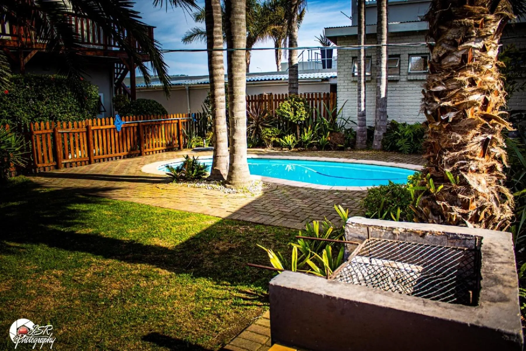 Swimming pool in On The Estuary