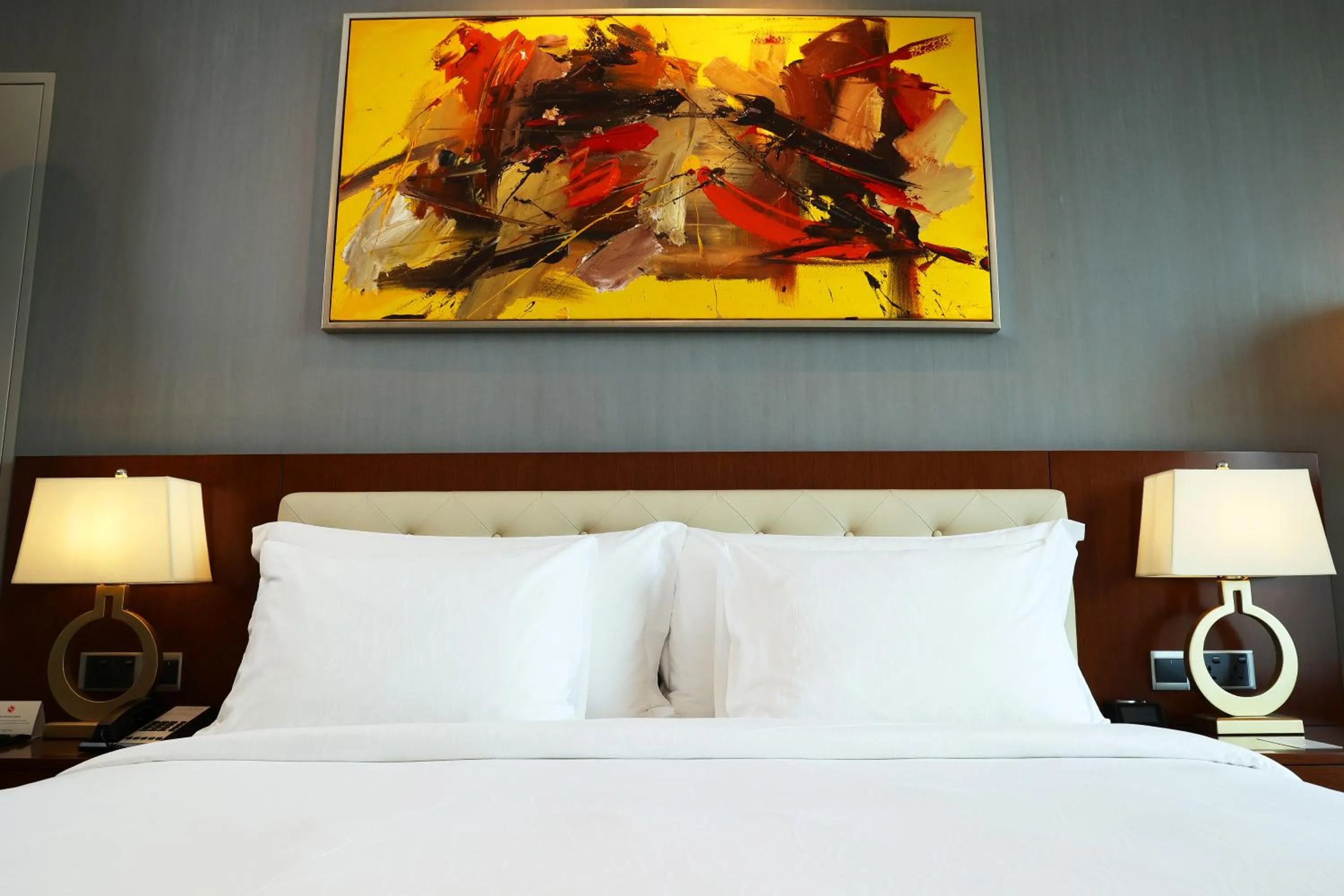 Bed in Sedona Suites Ho Chi Minh City