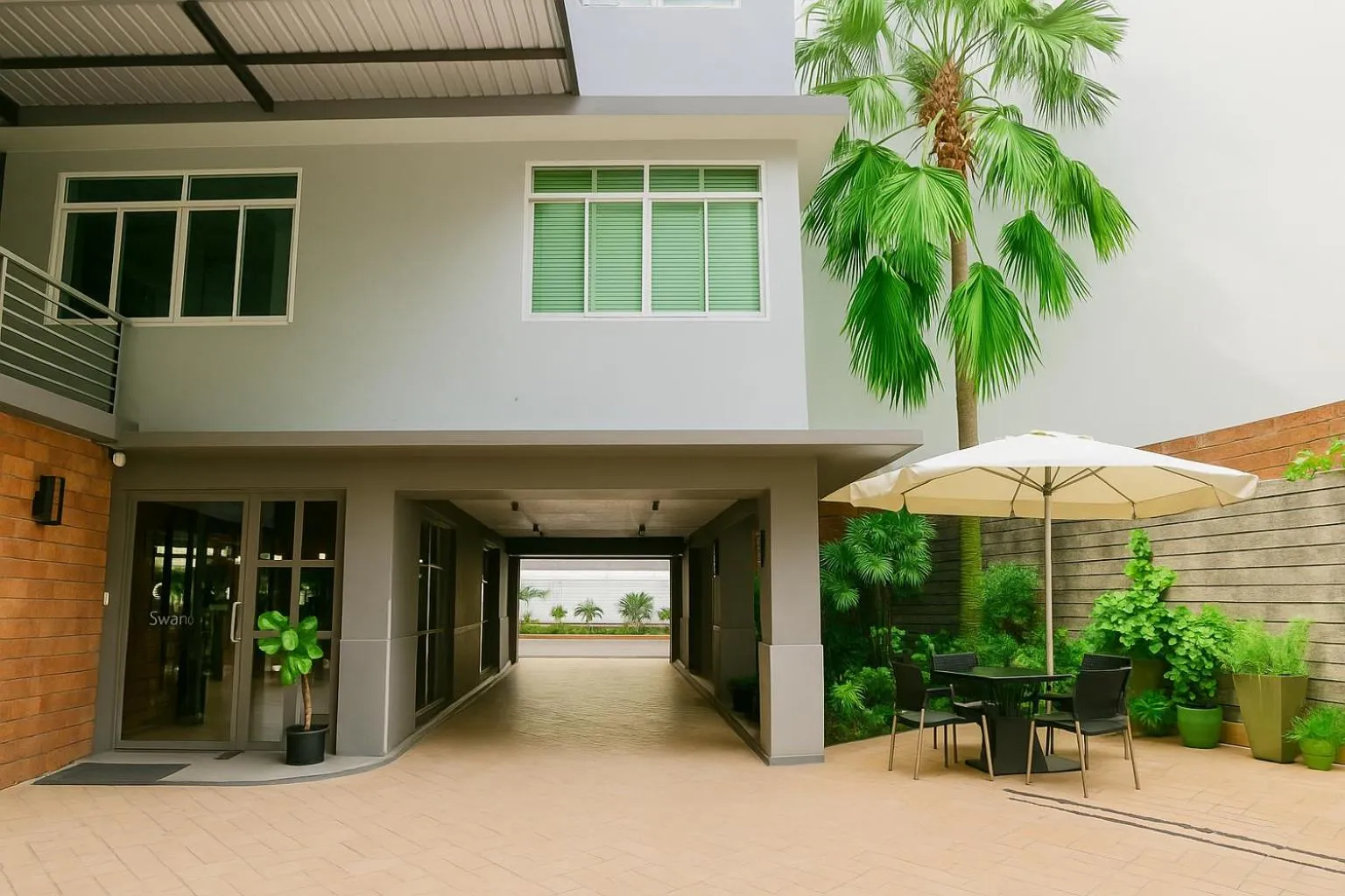 Property building in Swana Bangkok Hotel