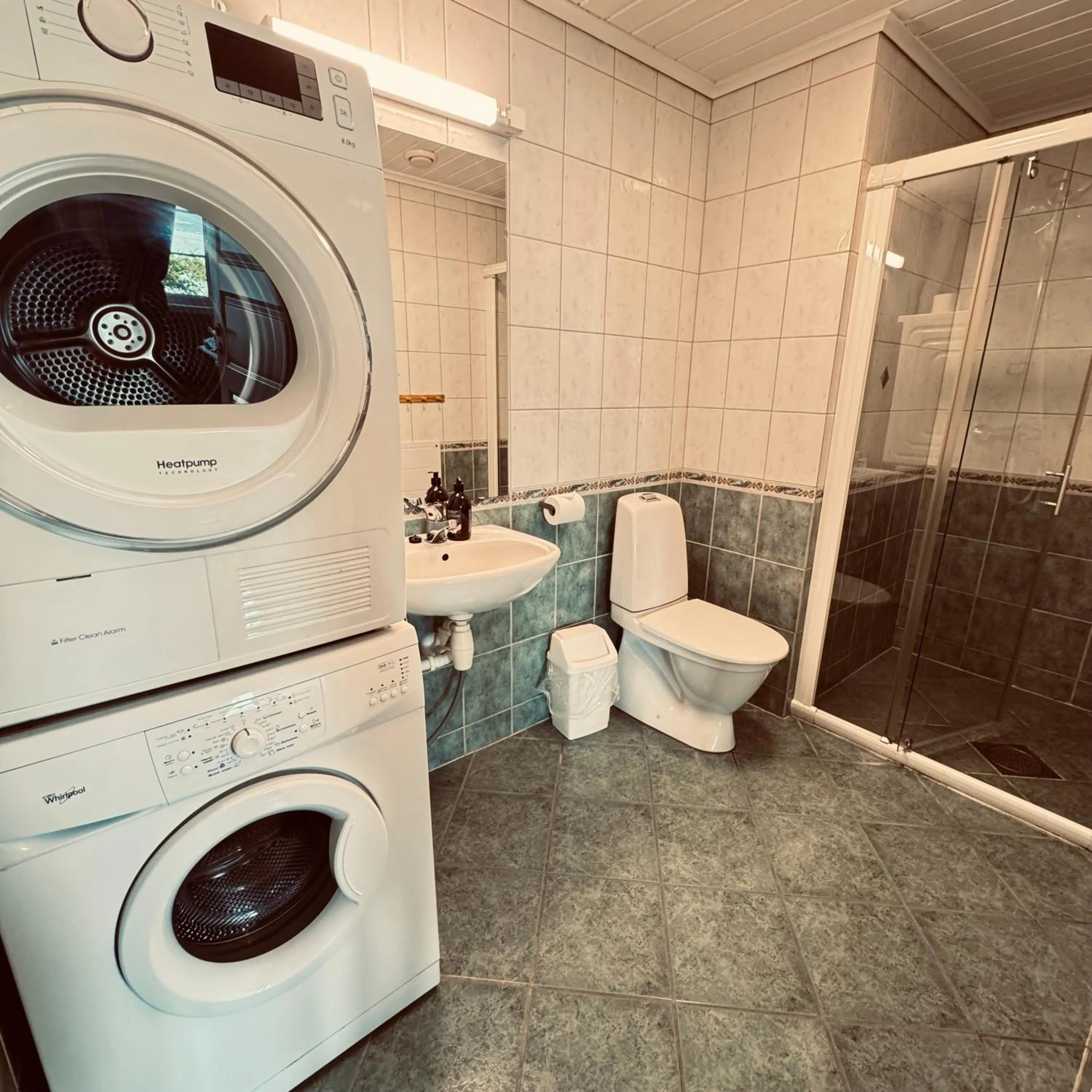 Toilet in Sjøberg Hotell og Ferie Leiligheter