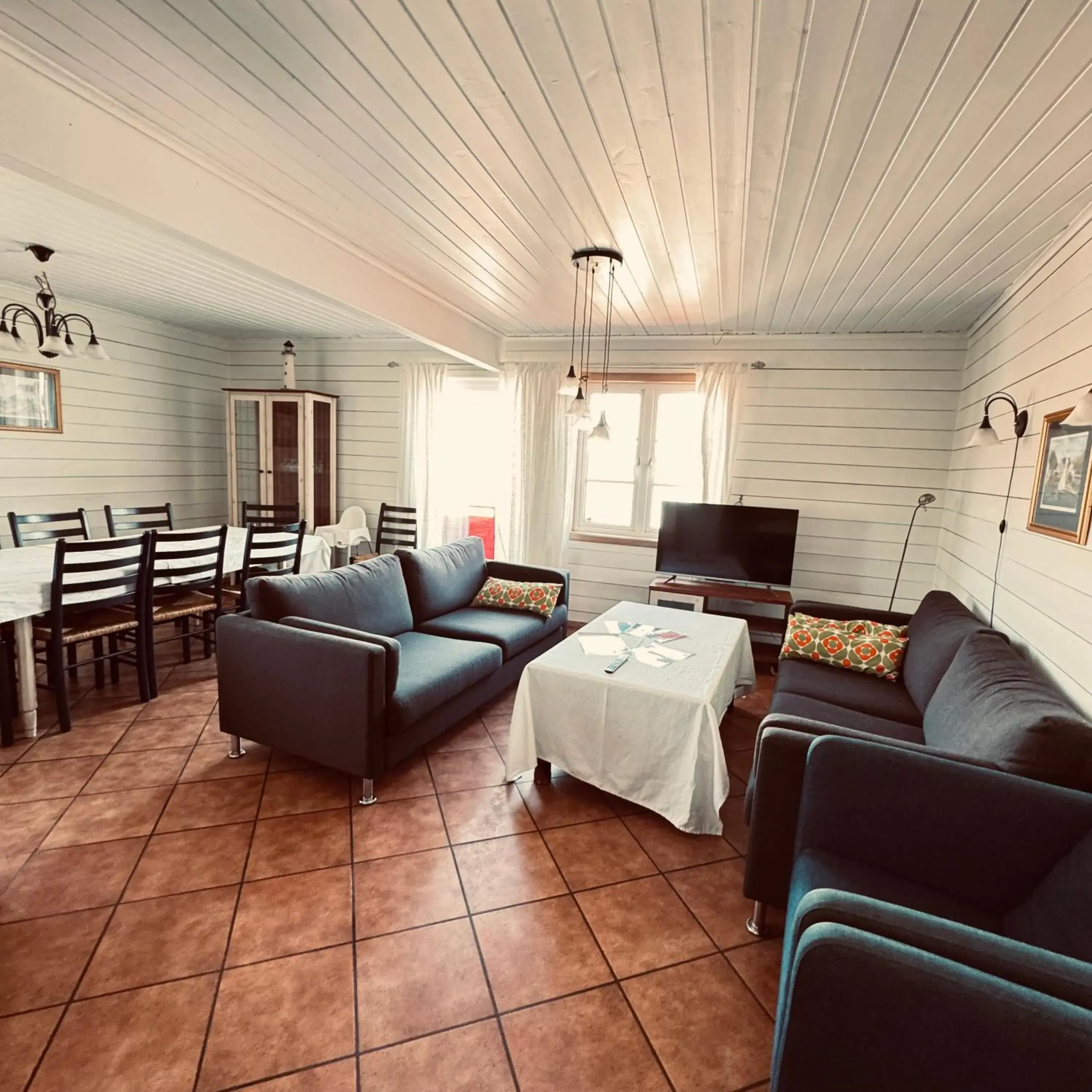 Four-Bedroom Apartment in Sjøberg Hotell og Ferie Leiligheter Four-Bedroom Apartment in Sjøberg Hotell og Ferie Leiligheter