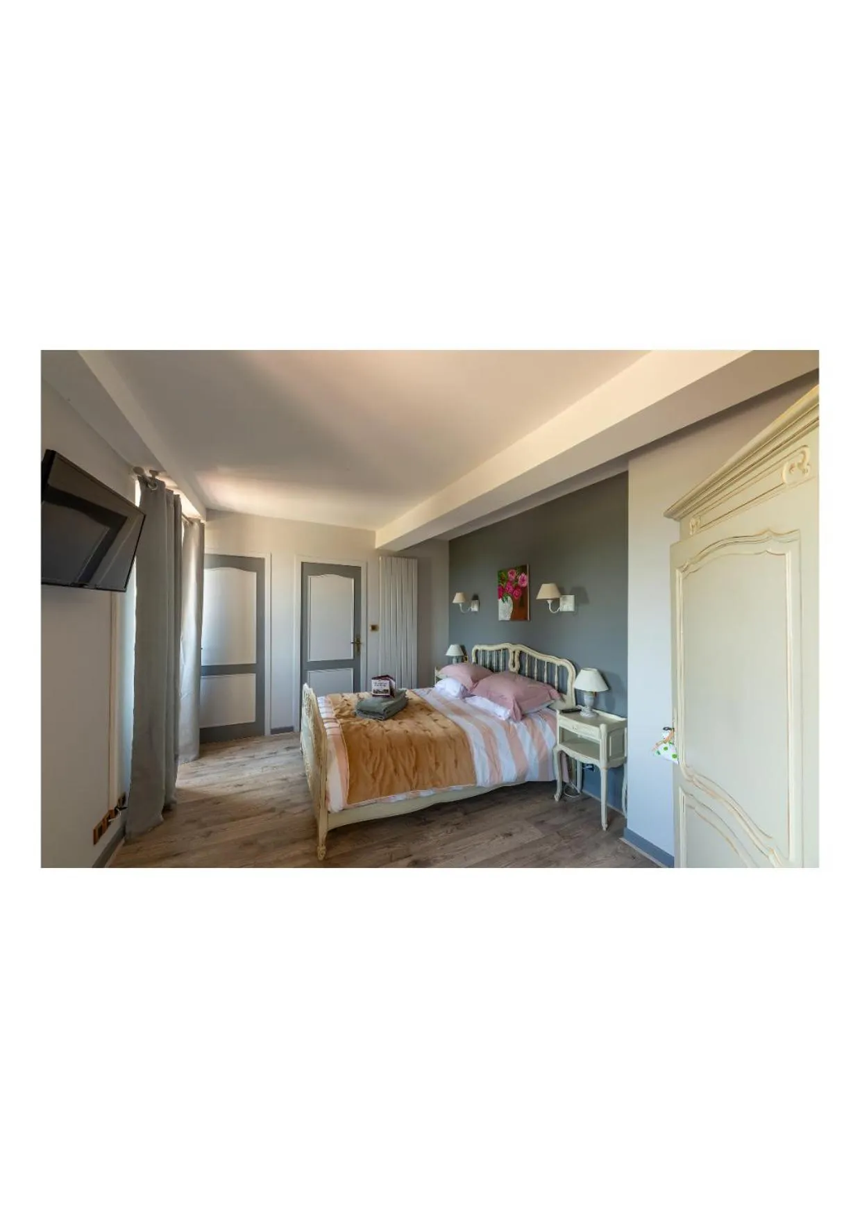 Bed in DOMAINE DE LA RESERVE