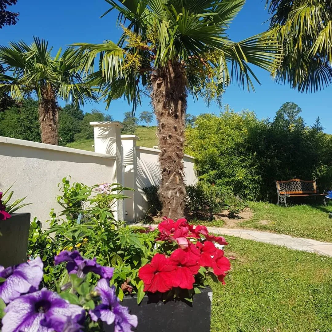 Garden in DOMAINE DE LA RESERVE