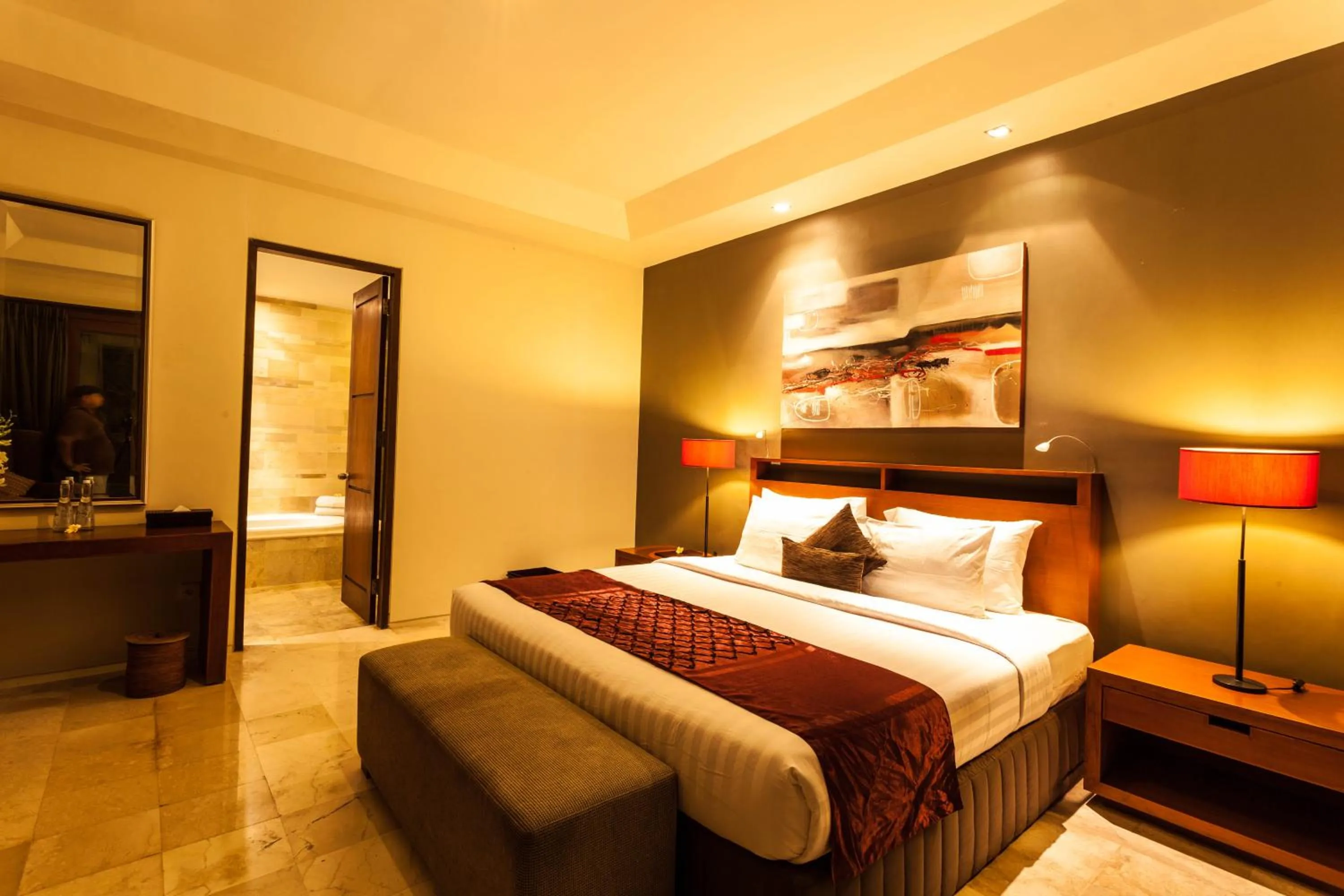 Photo of the whole room, Bed in The Kawan Jimbaran