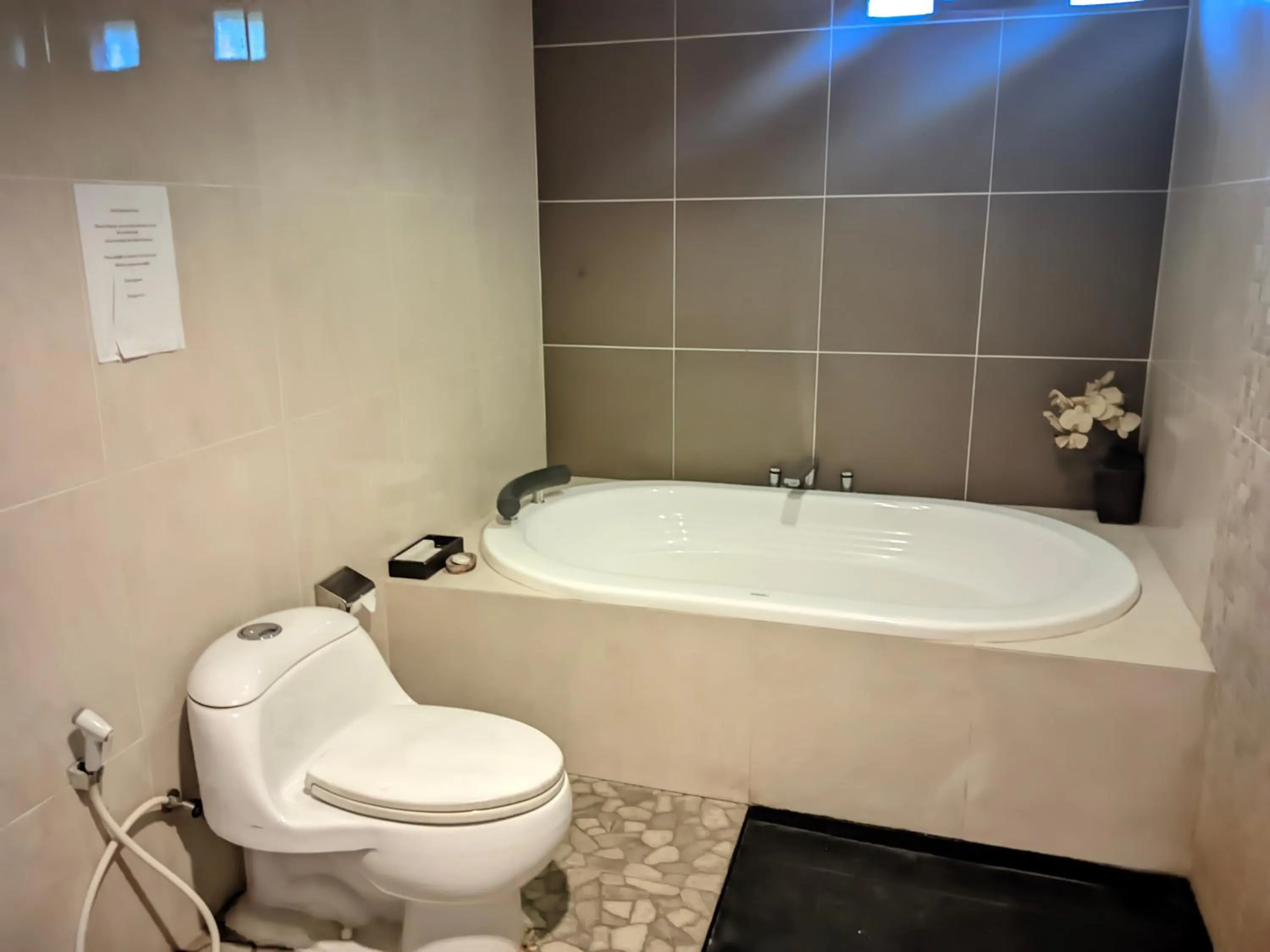 Toilet in The Kawan Jimbaran