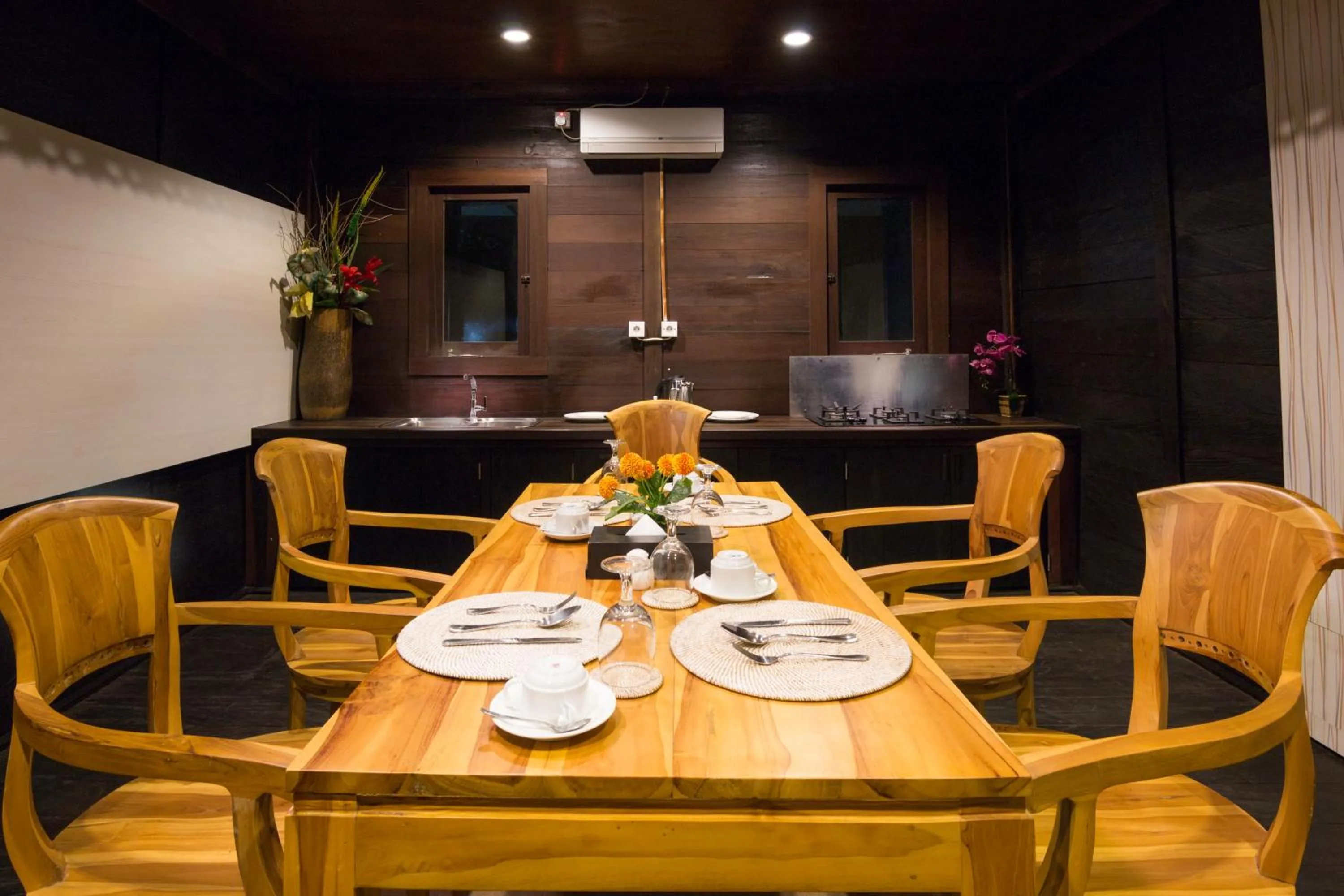 Kitchen or kitchenette in The Kawan Jimbaran