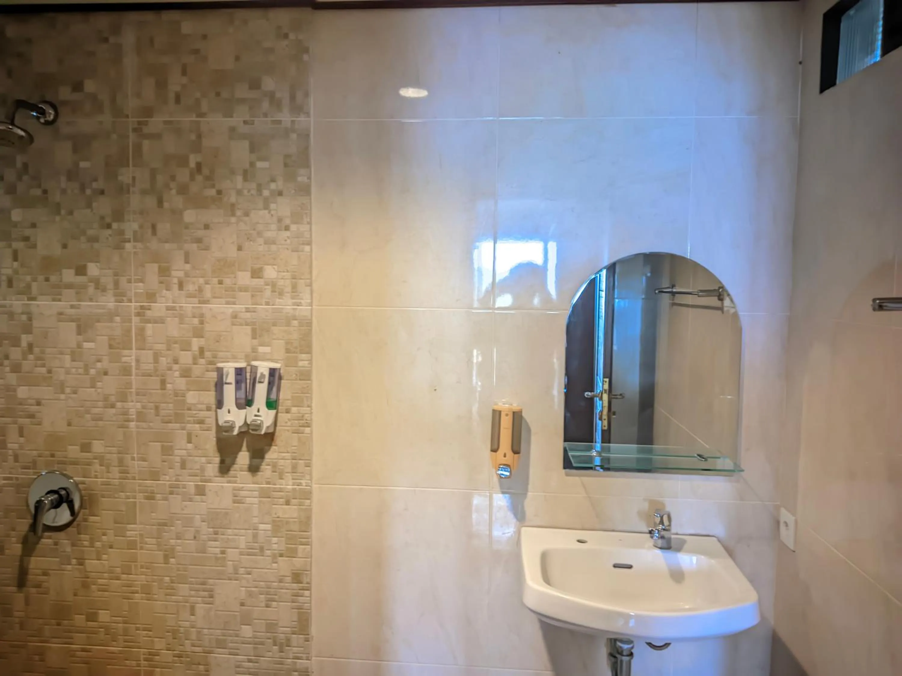 Shower in The Kawan Jimbaran