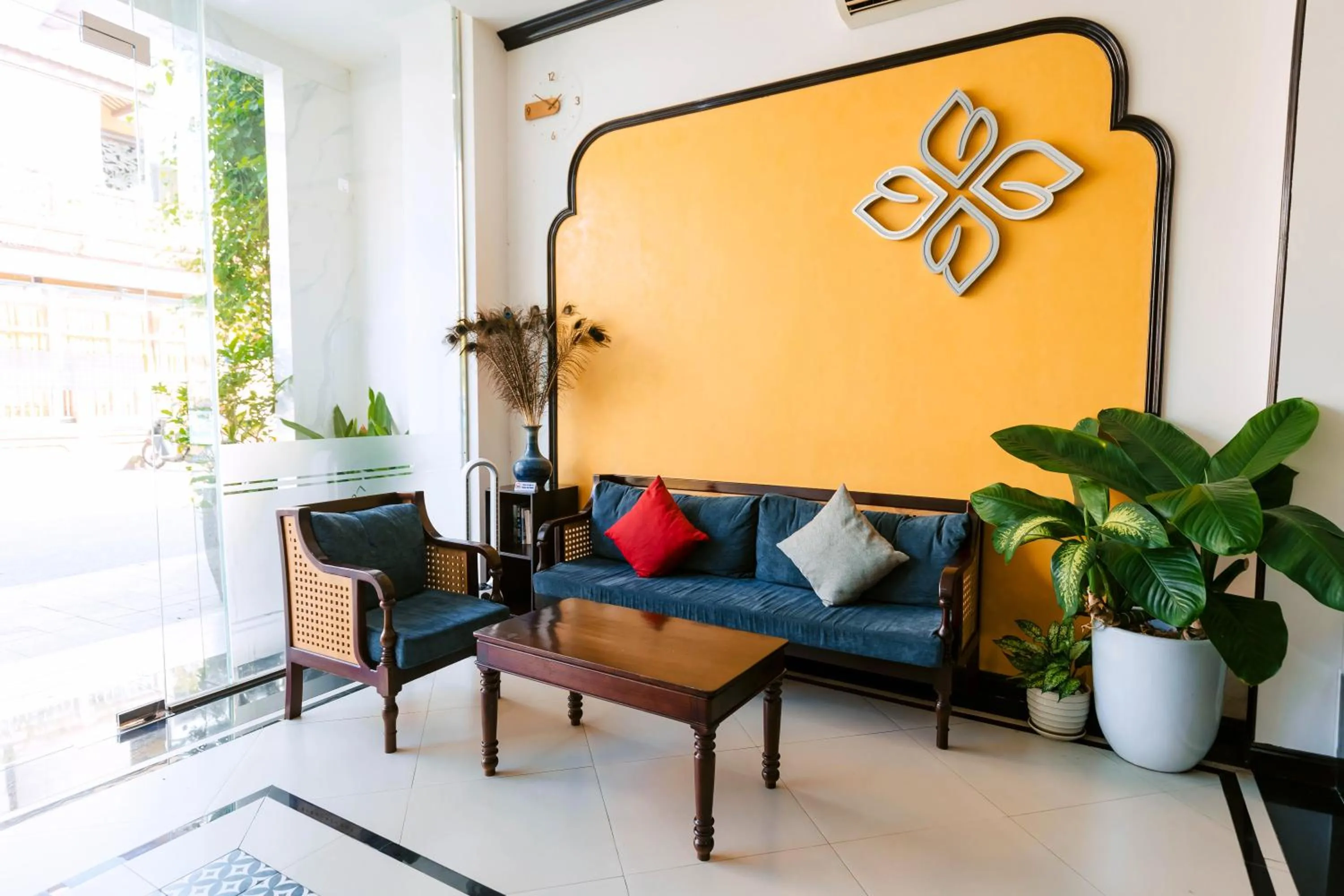 Lobby or reception in Gardenia Hue Hotel