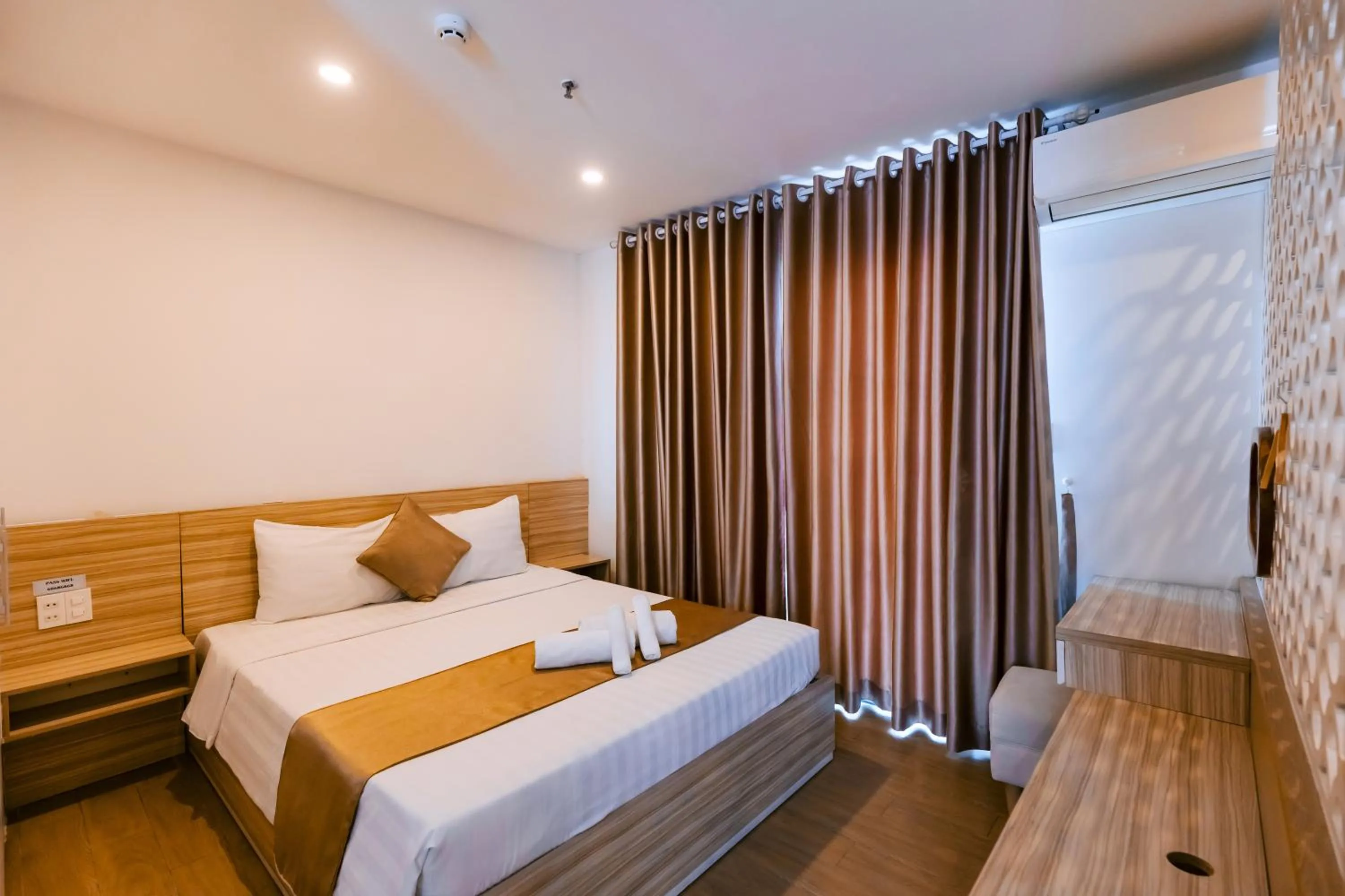 Bedroom, Bed in Gardenia Hue Hotel