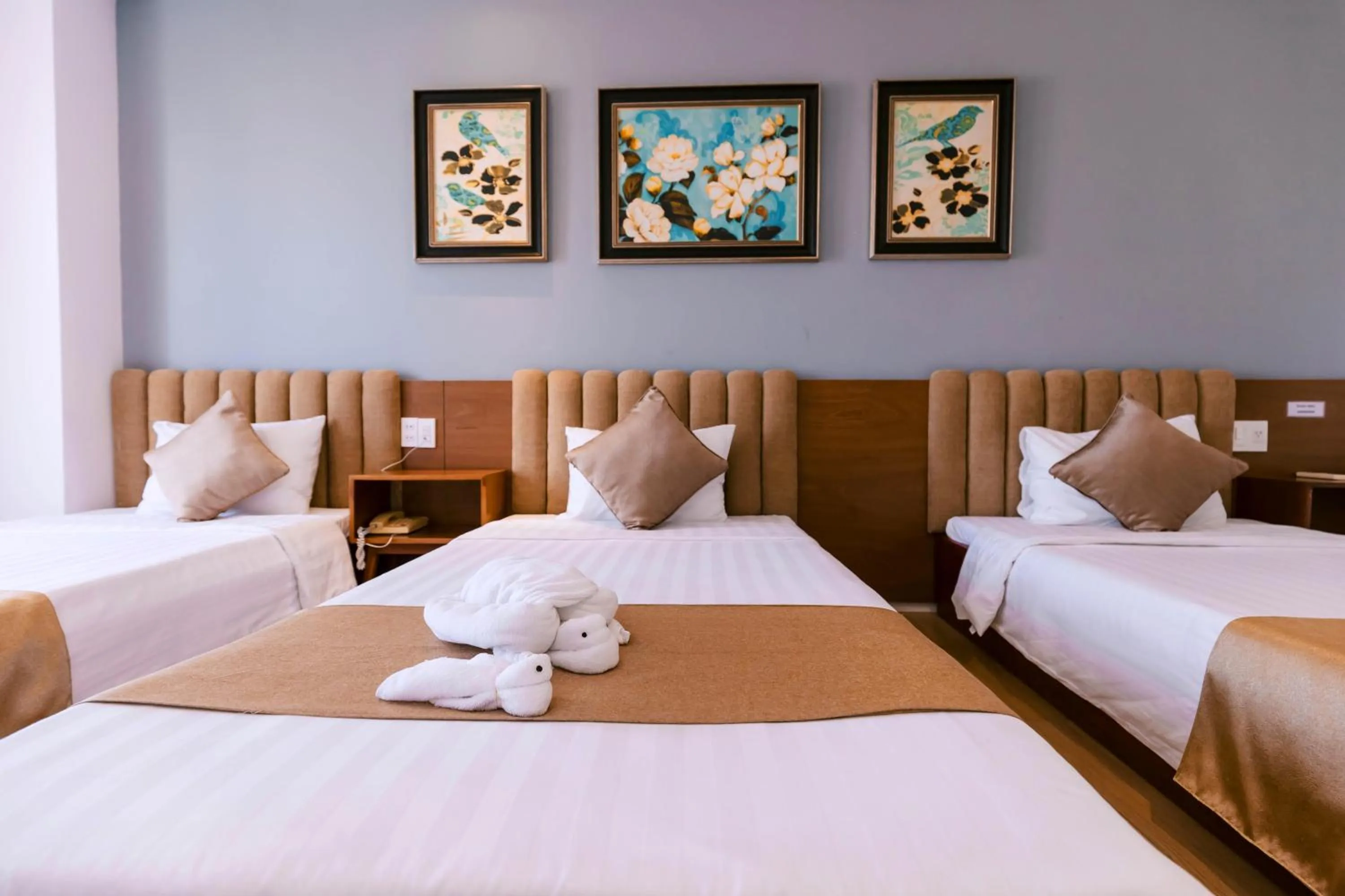 Bed in Gardenia Hue Hotel