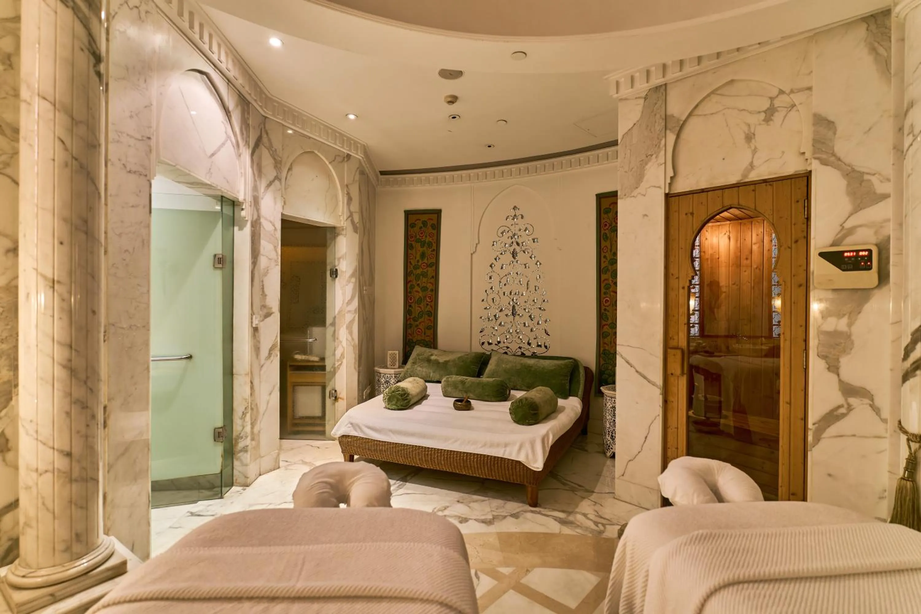 Massage, Bed in The Imperial, New Delhi