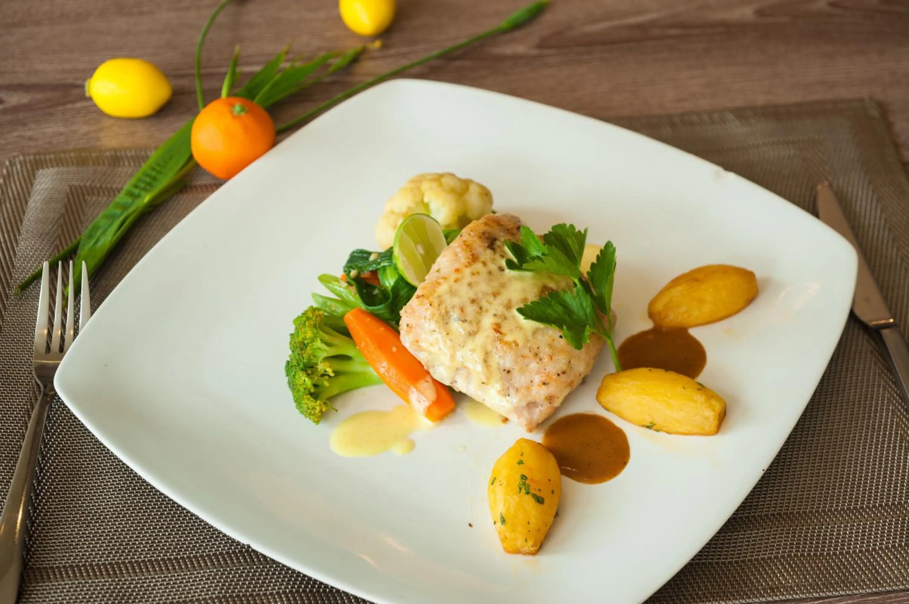 Food in Lombok Raya Hotel