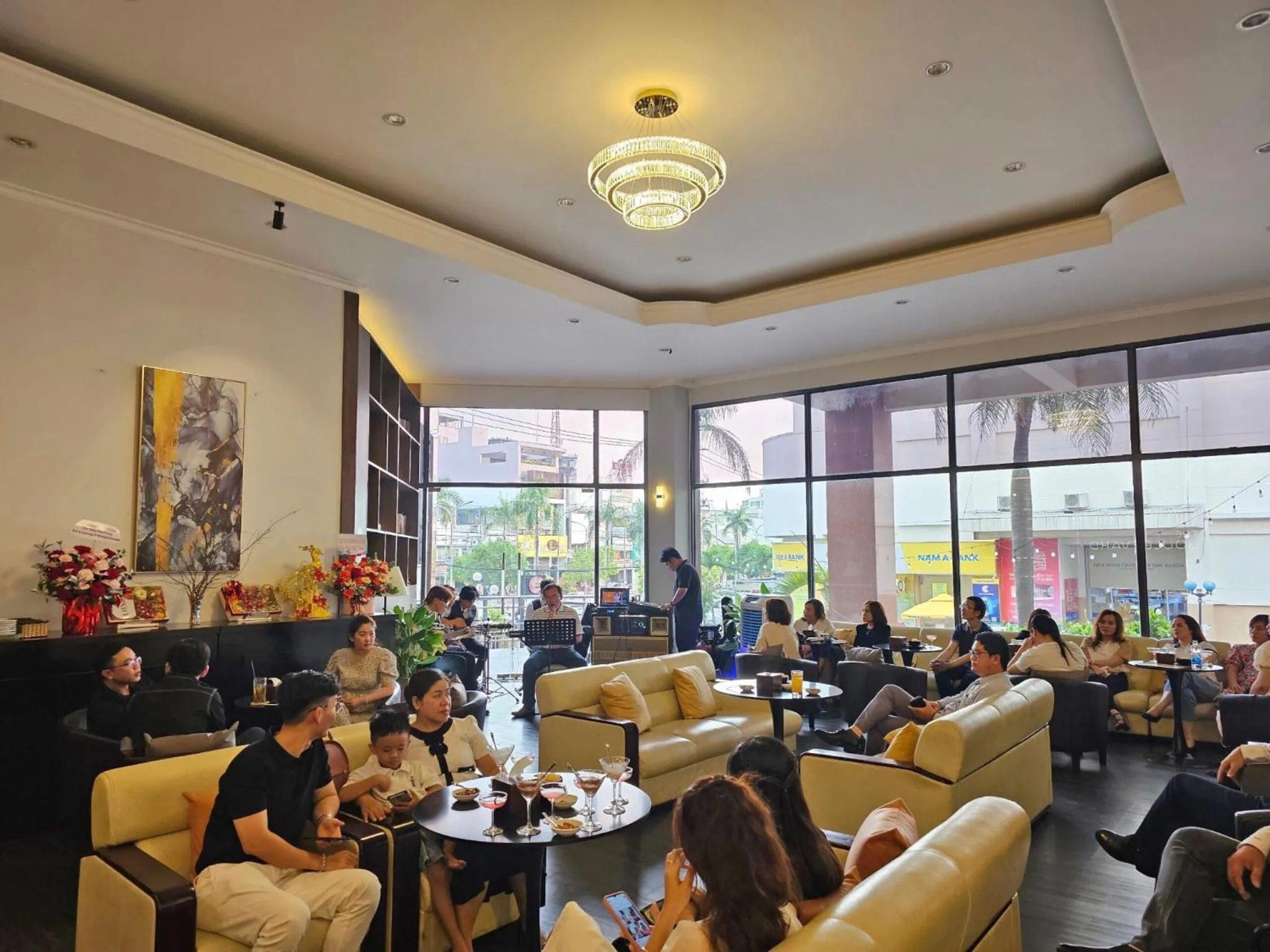 Restaurant/places to eat in Đông Xuyên Hotel