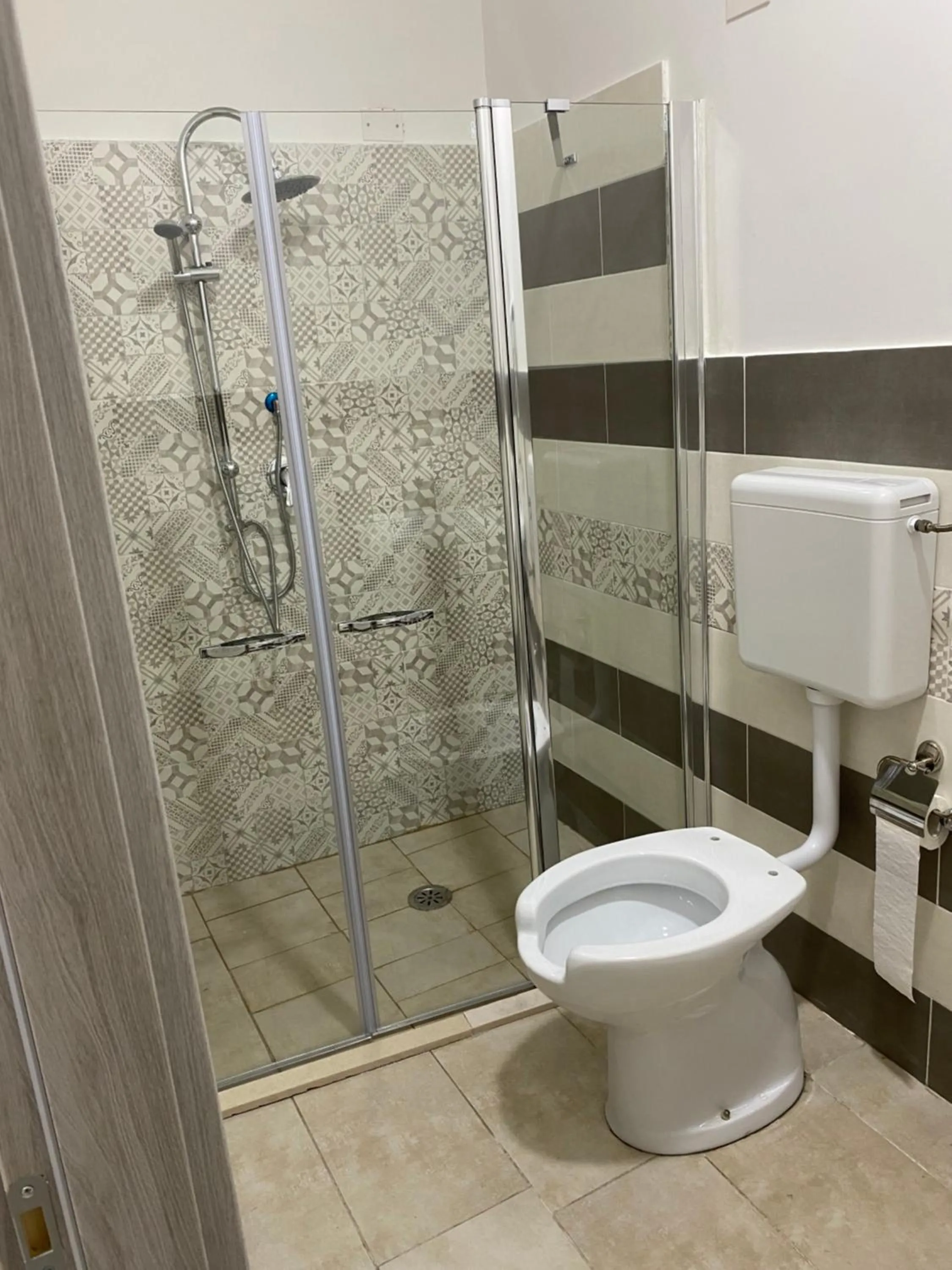 Bathroom in Hotel Poker