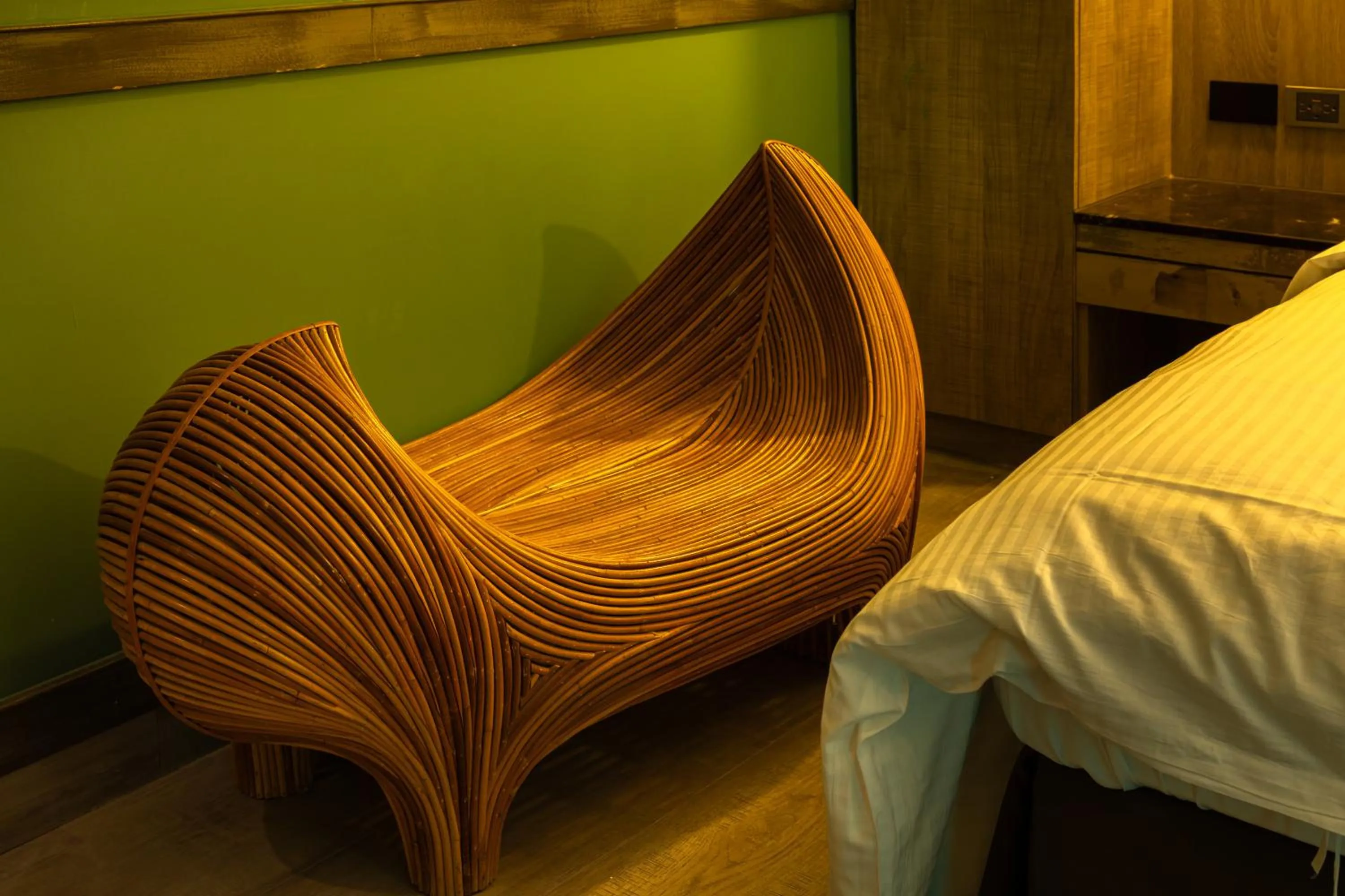 Bed in 露夏旅社 l 納康商旅 l 智能入住 l 鄰近花園夜市