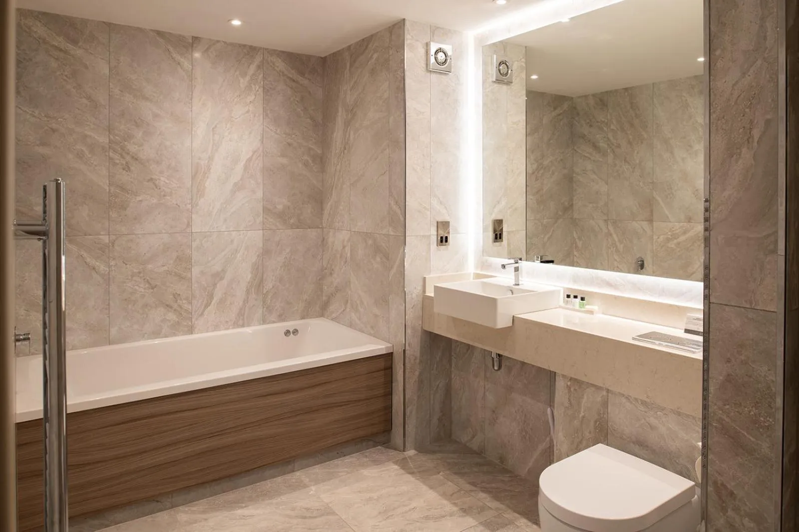 Toilet in Radstone Hotel