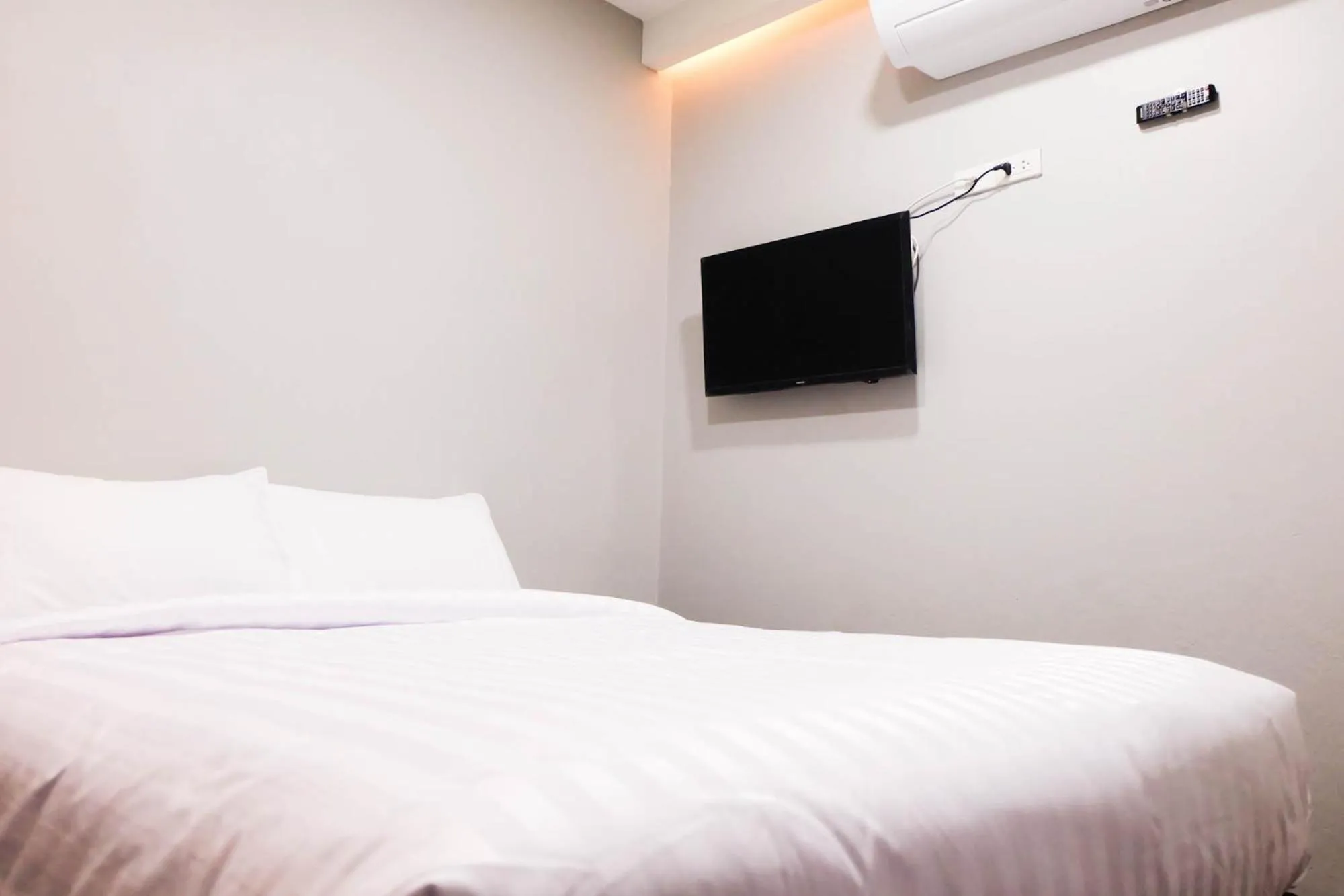 Bed in Lux Rooms Night Bazaar