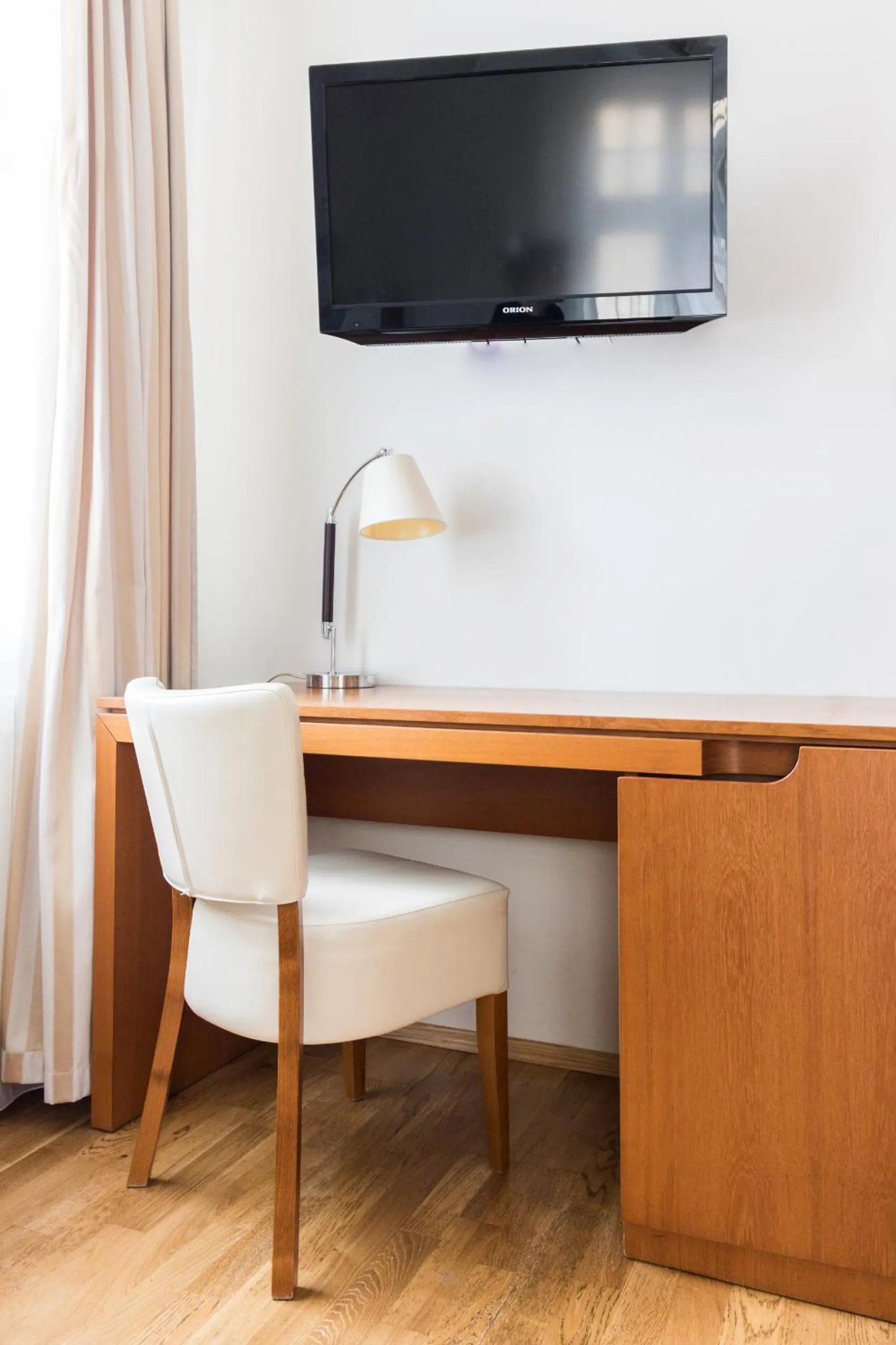 Photo of the whole room in Hotel Vabank