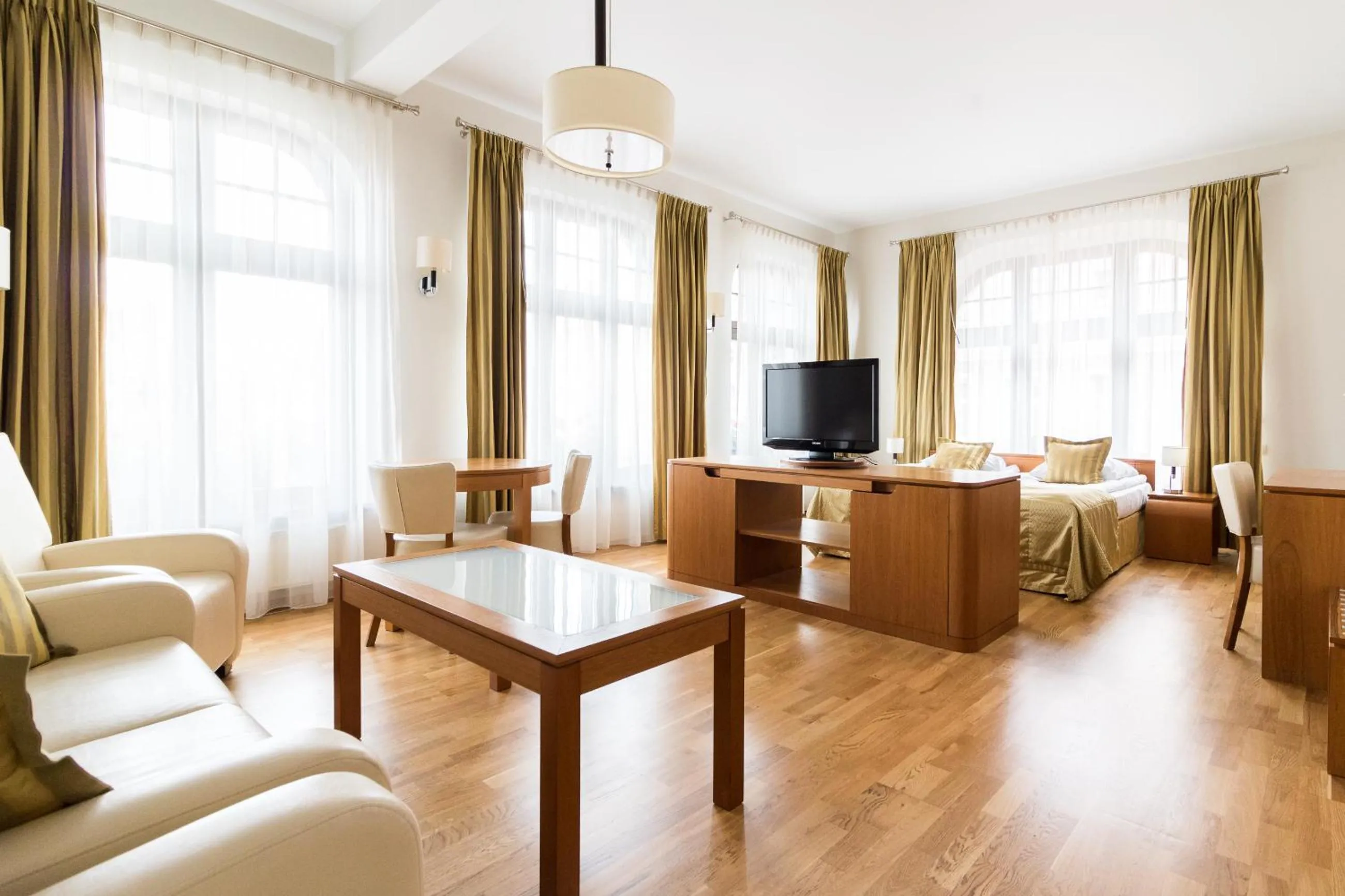 Photo of the whole room, Bed in Hotel Vabank